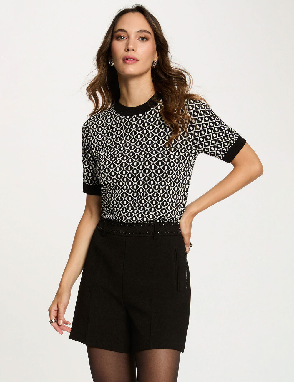 Short taille haute clouté noir femme