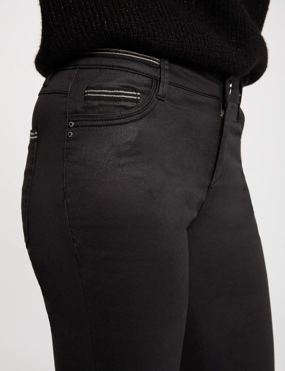 Pantalon slim enduit noir femme
