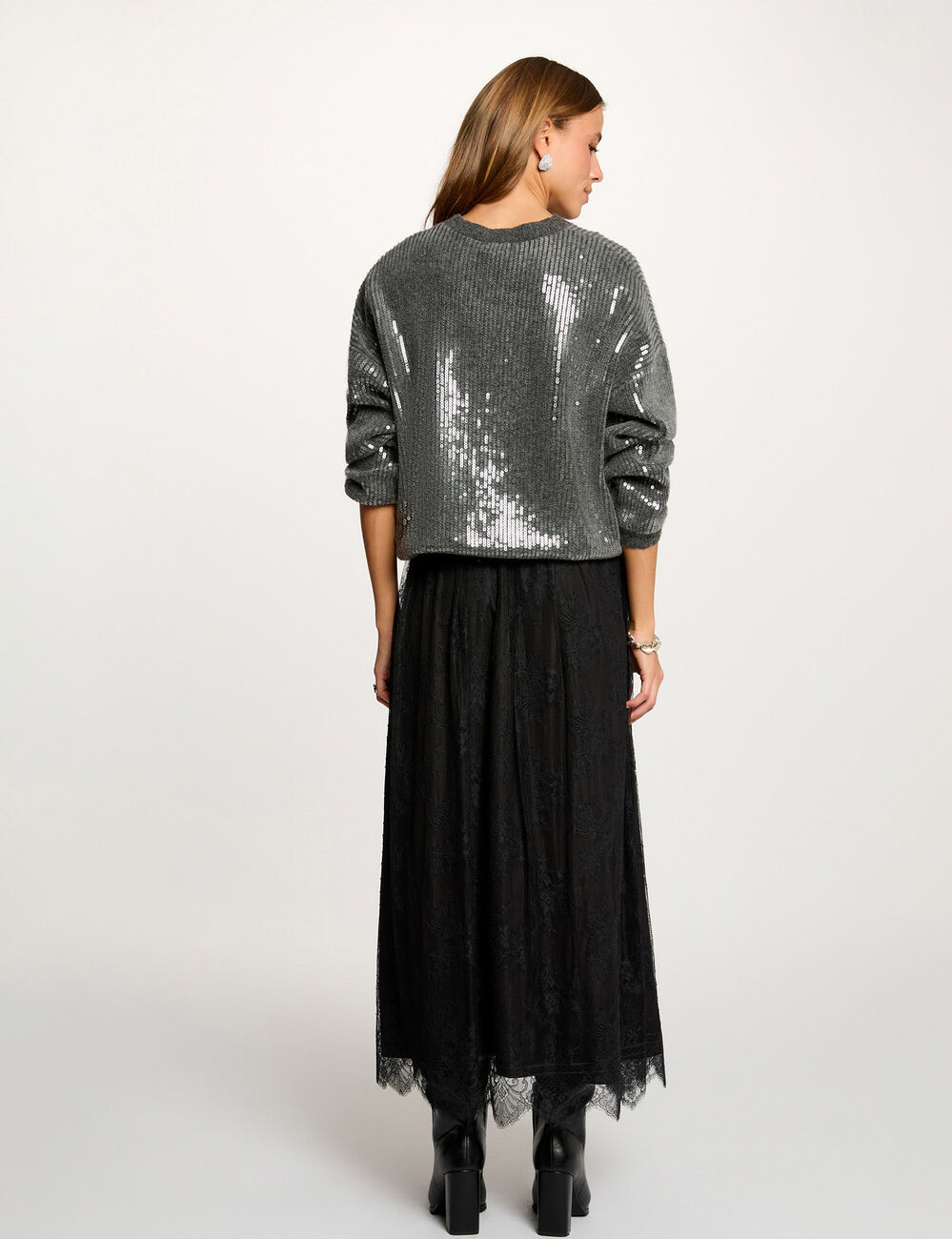 pull sequins col rond gris fonce femme Pull sequins col rond gris foncé femme