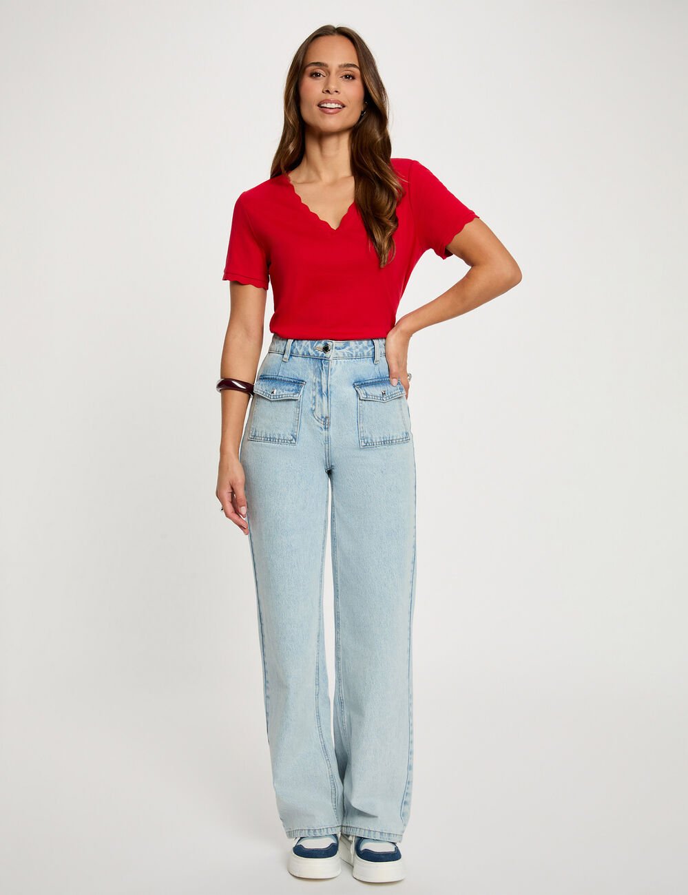 Getailleerd V-hals T-shirt rood vrouw