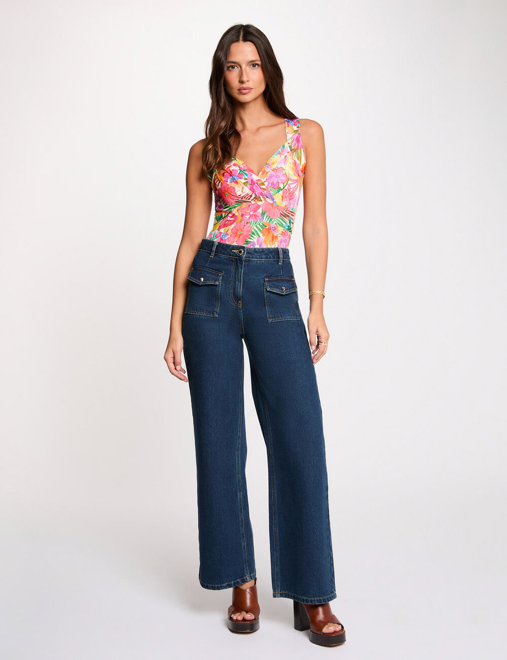 Getailleerd T-shirt met hartvormige hals meerkleurig vrouw