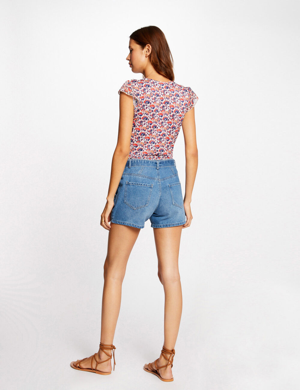 T-shirt korte mouwen en bloemenmotief roze vrouw