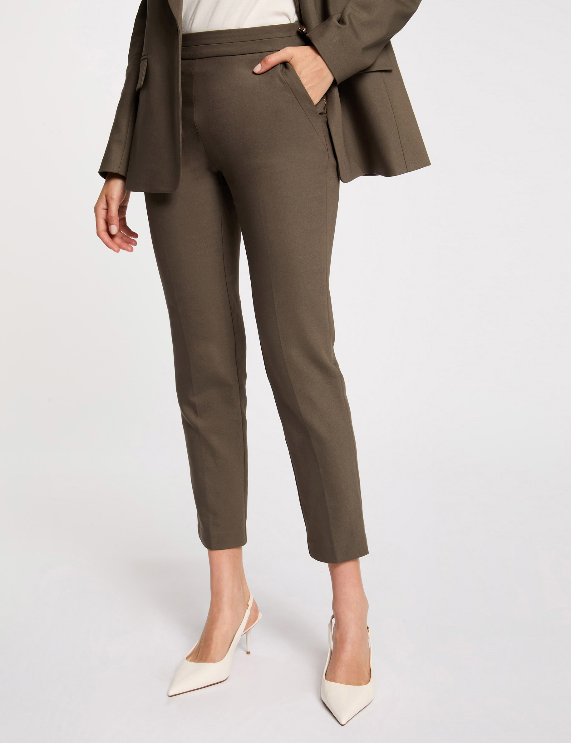 78 broek met ceintuur brons vrouw 7/8 broek met ceintuur brons vrouw