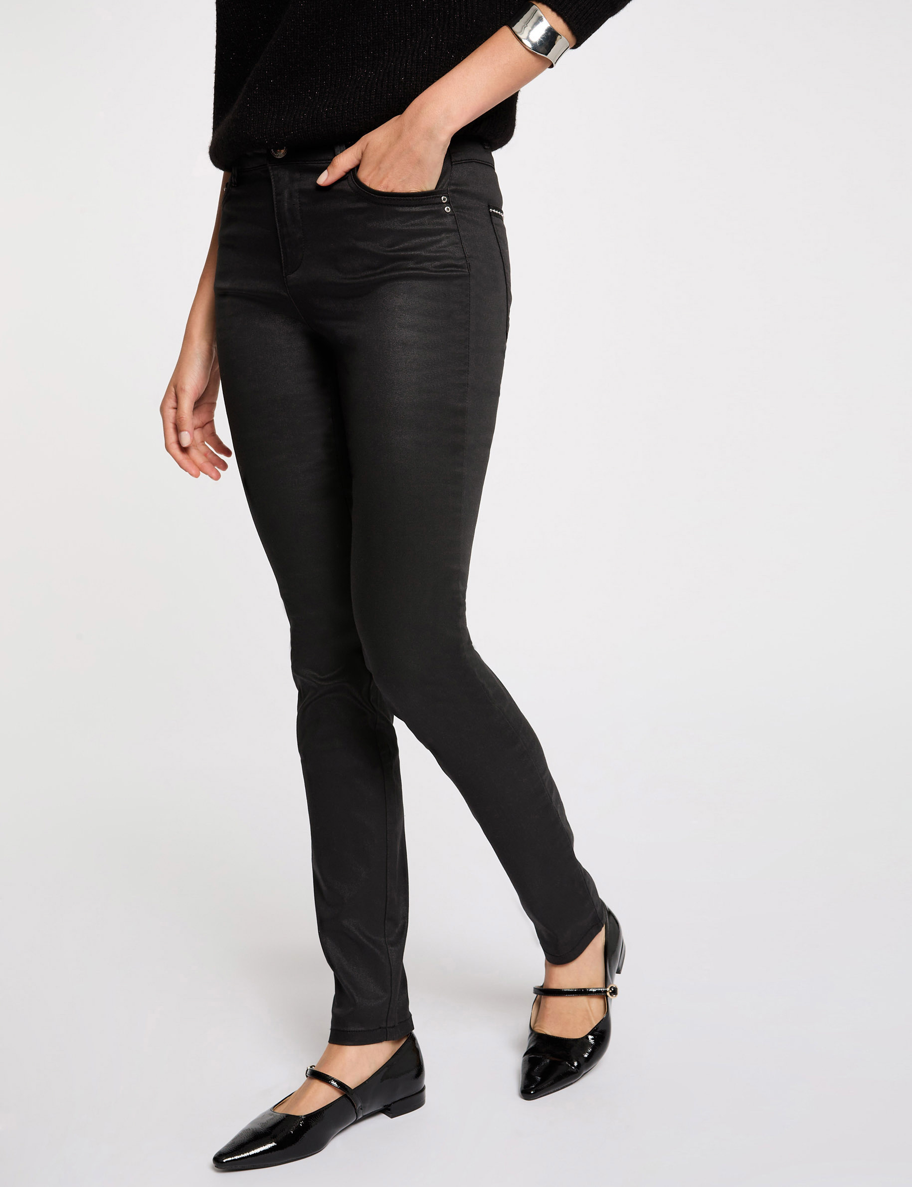 gecoate slim fit broek zwart vrouw Gecoate slim-fit broek zwart vrouw