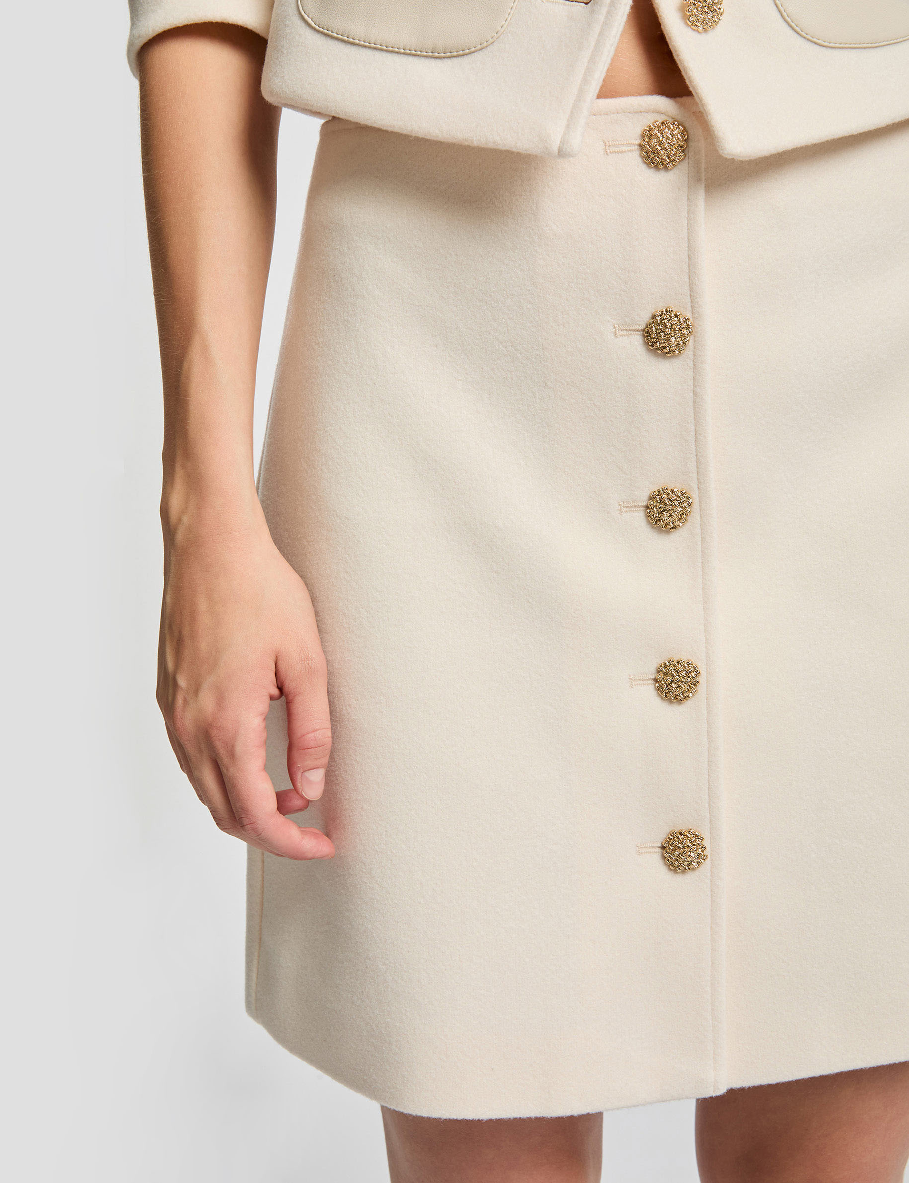 Jupe courte ajust&eacute;e ivoire femme