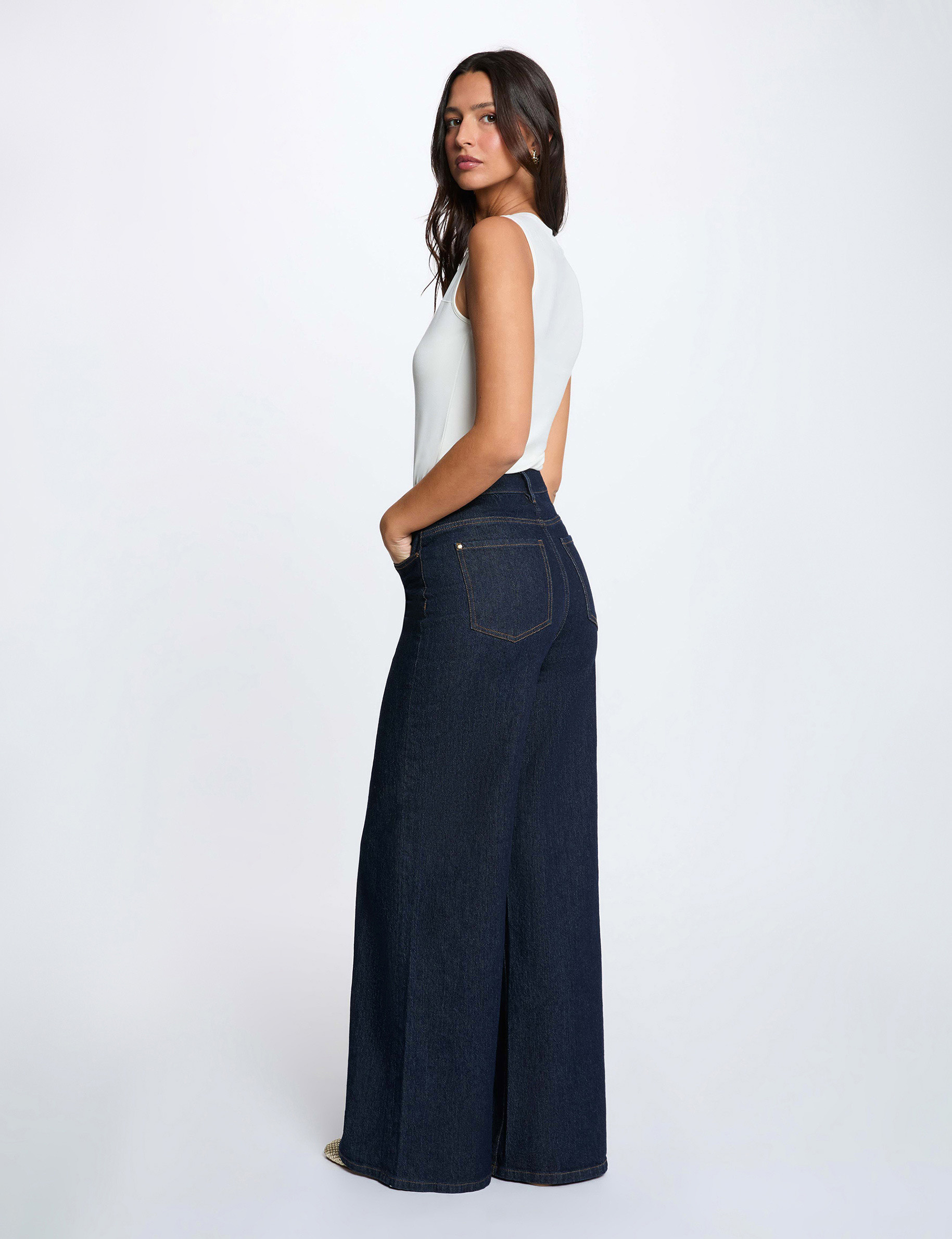 D&eacute;bardeur col rond blanc femme