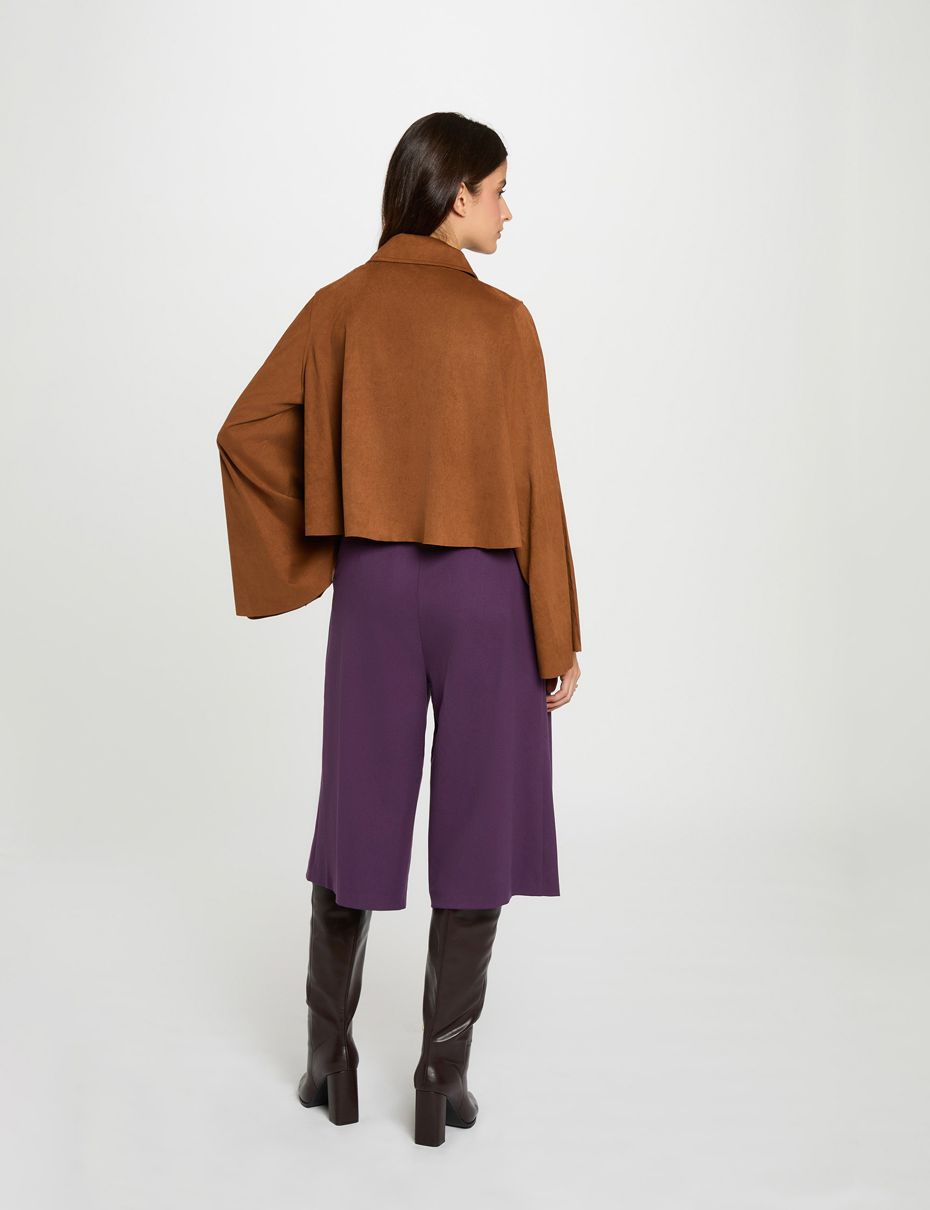 wijde luchtige short donker violet vrouw Wijde, luchtige short donker violet vrouw