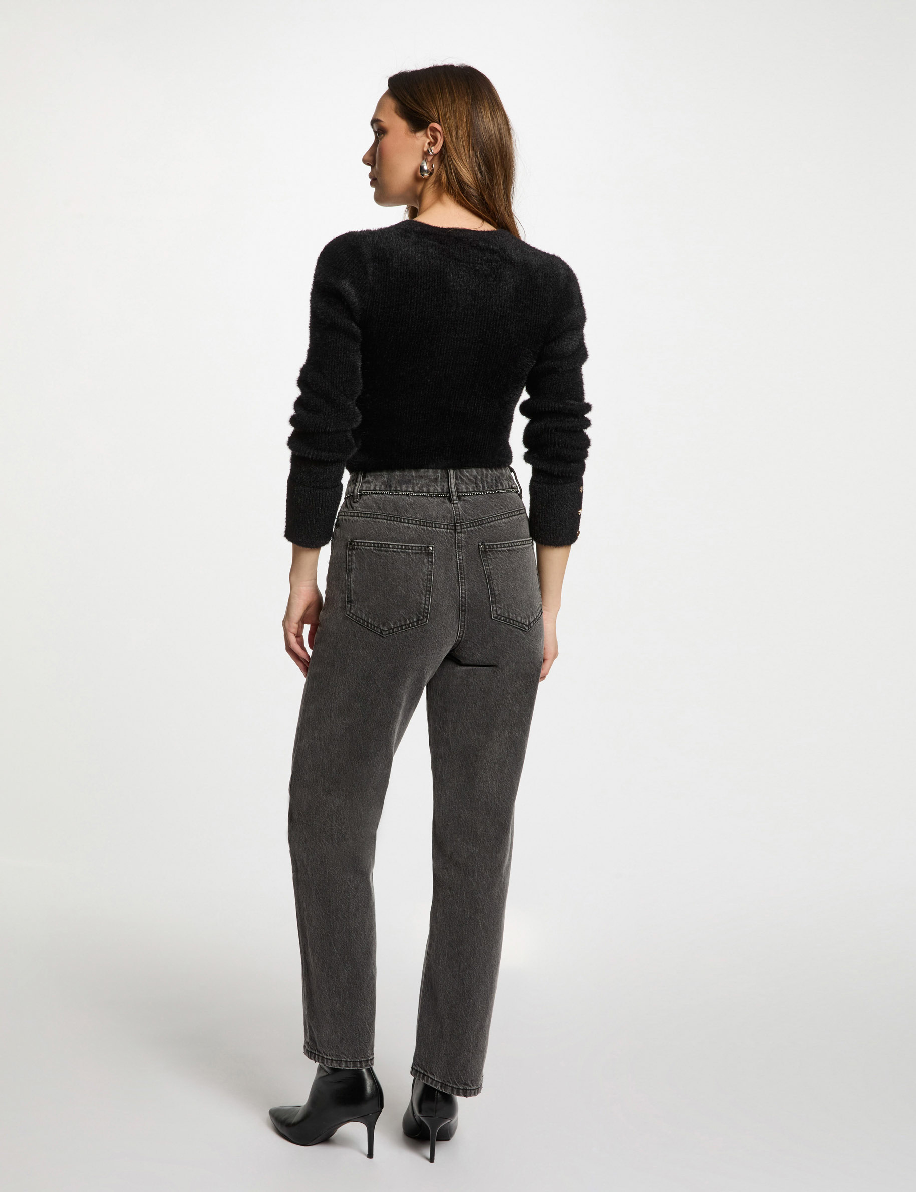 Pull manches longues maille duveteuse noir femme