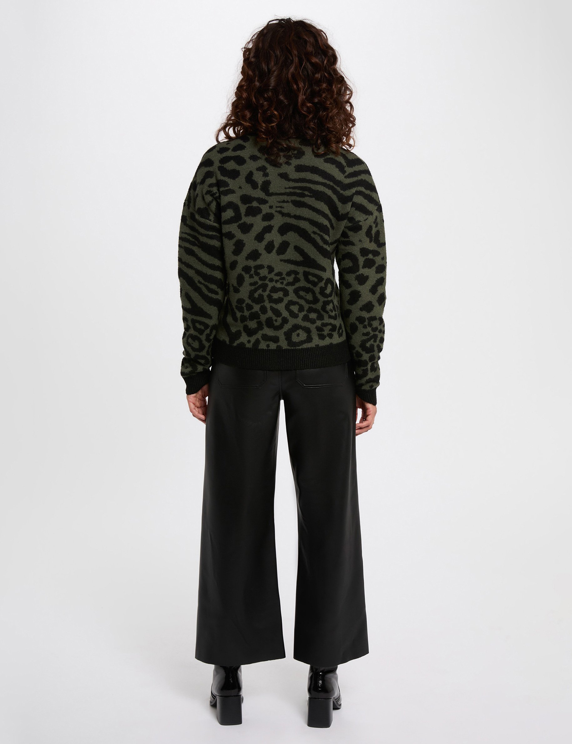 korte jacquardtrui brons vrouw Korte jacquardtrui brons vrouw
