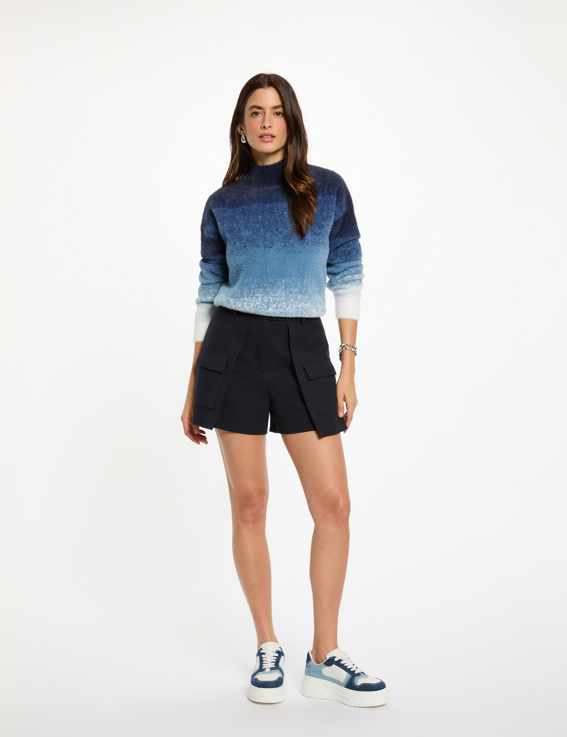 trui met hoge hals bleu vrouw Trui met hoge hals bleu vrouw