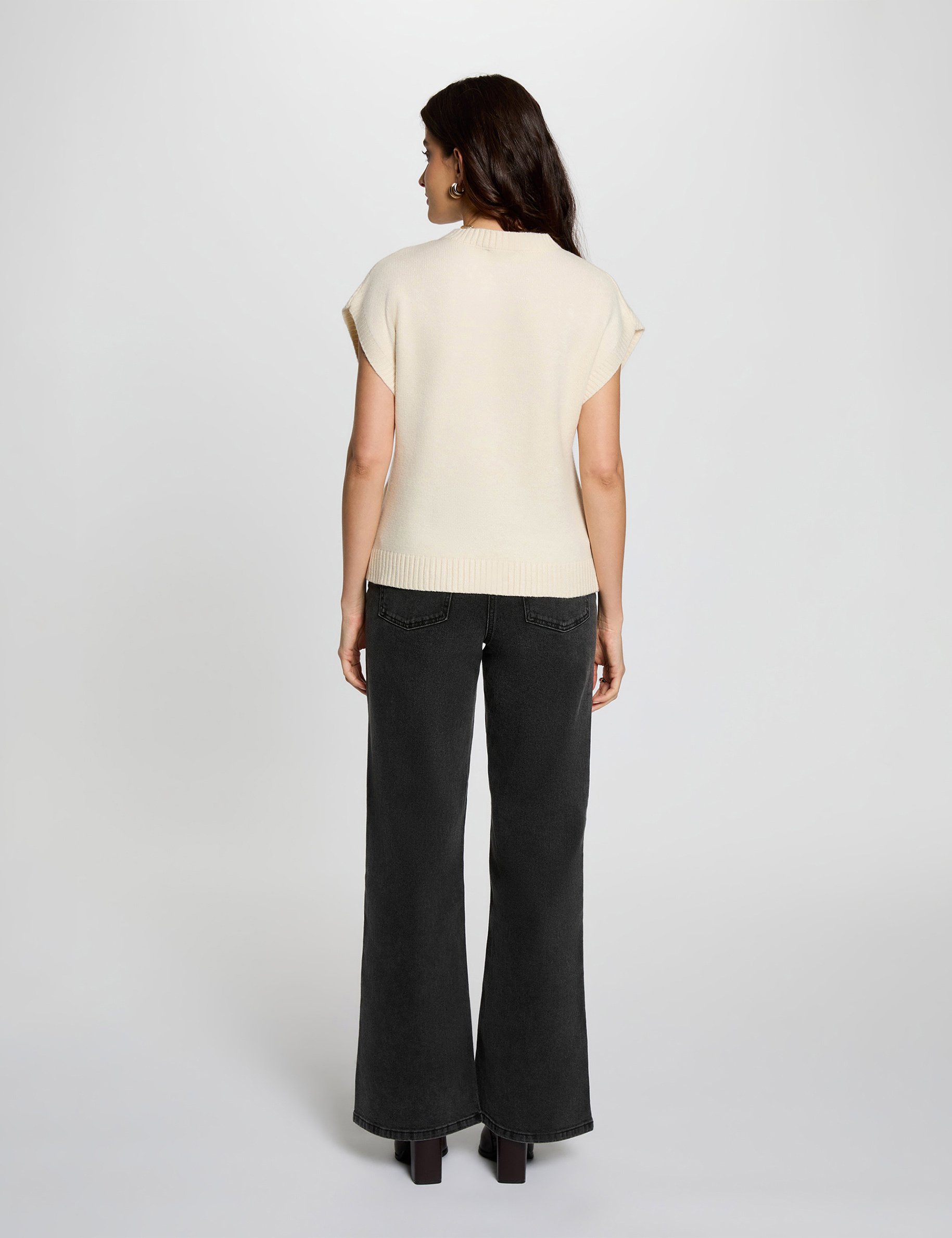 Pull col rond brod&eacute; creme femme