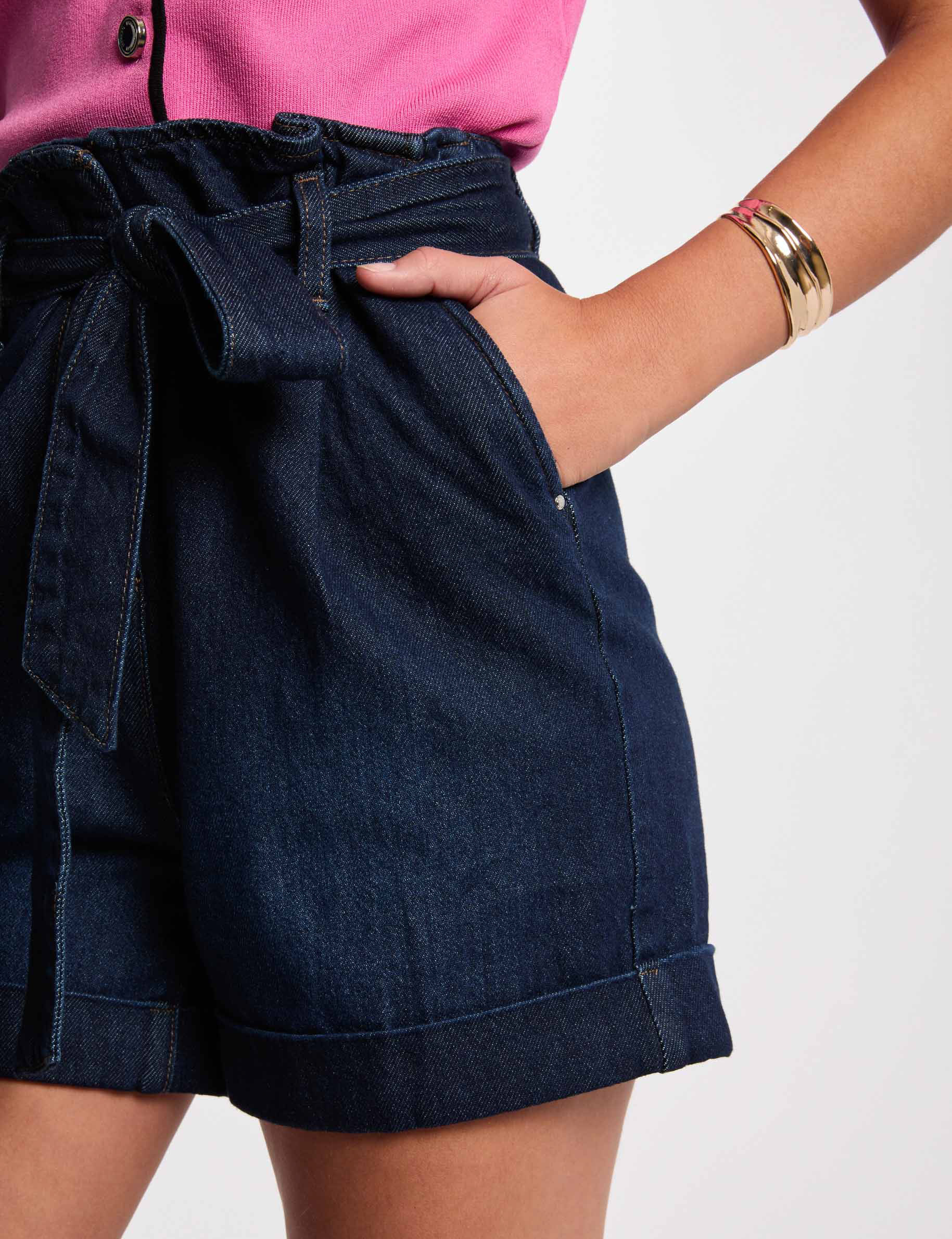 short en jean ceinture denim brut femme Short en jean ceinturé denim brut femme