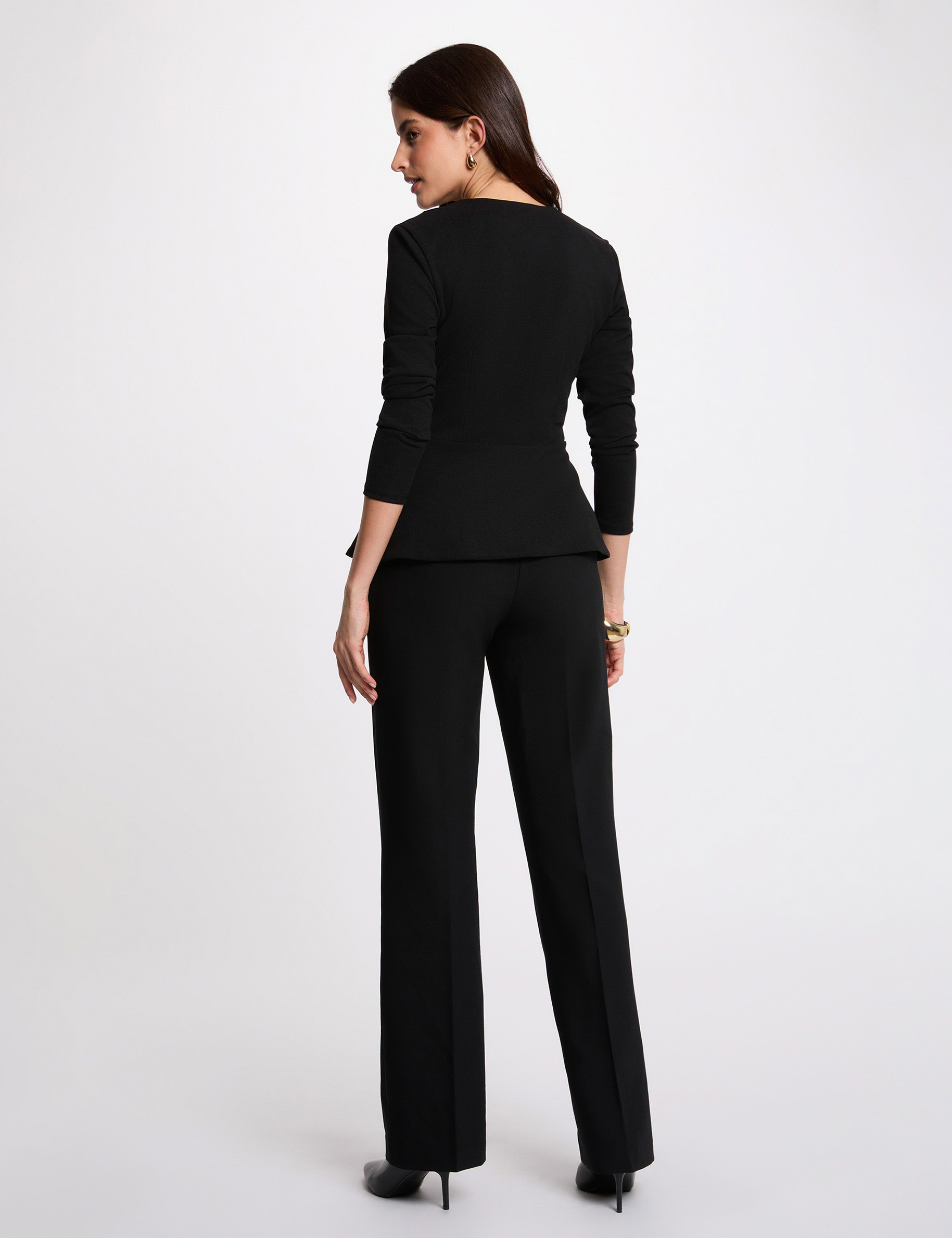 T-shirt cintré col v noir femme