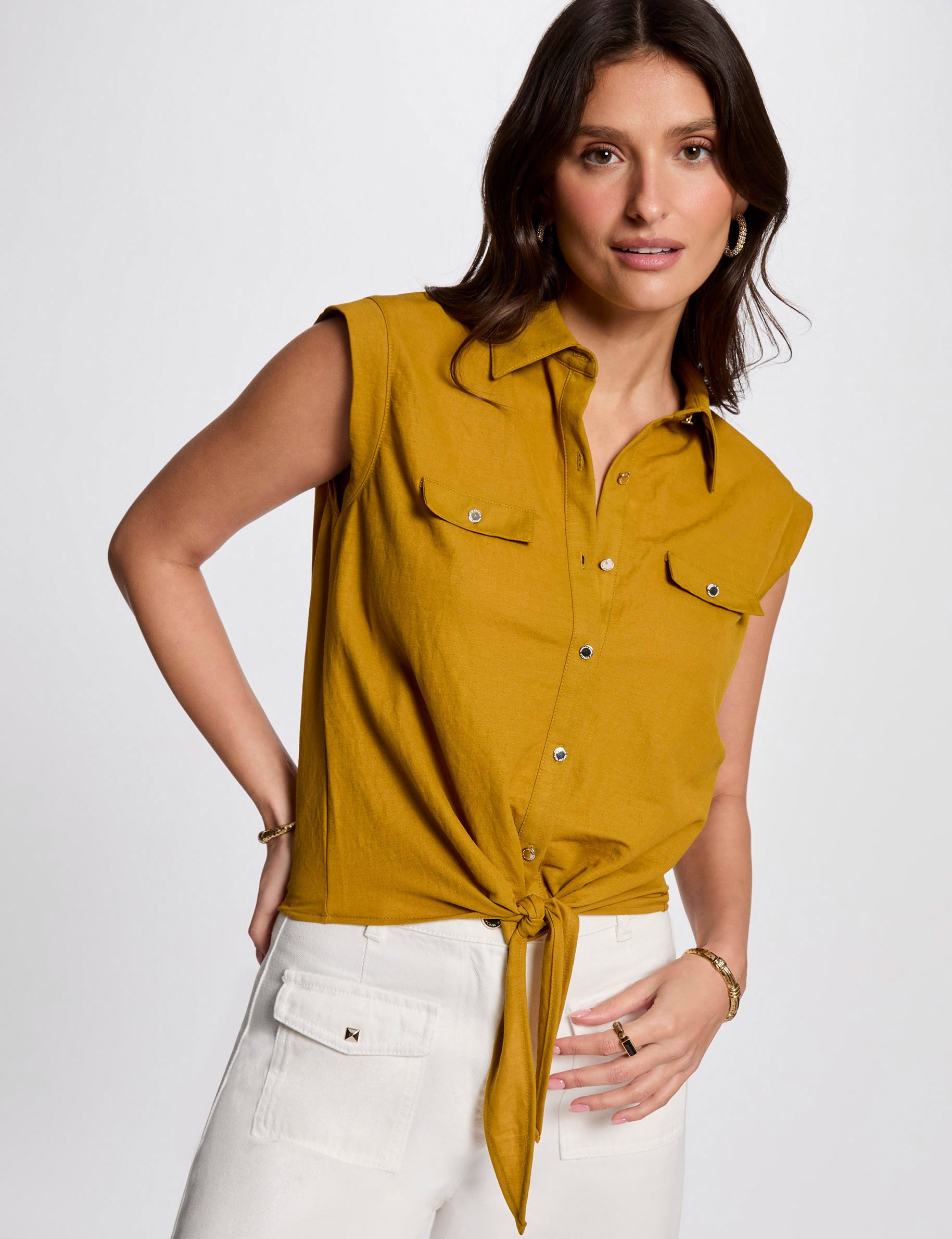 mouwloze blouse mosterd geel vrouw Mouwloze blouse mosterd geel vrouw