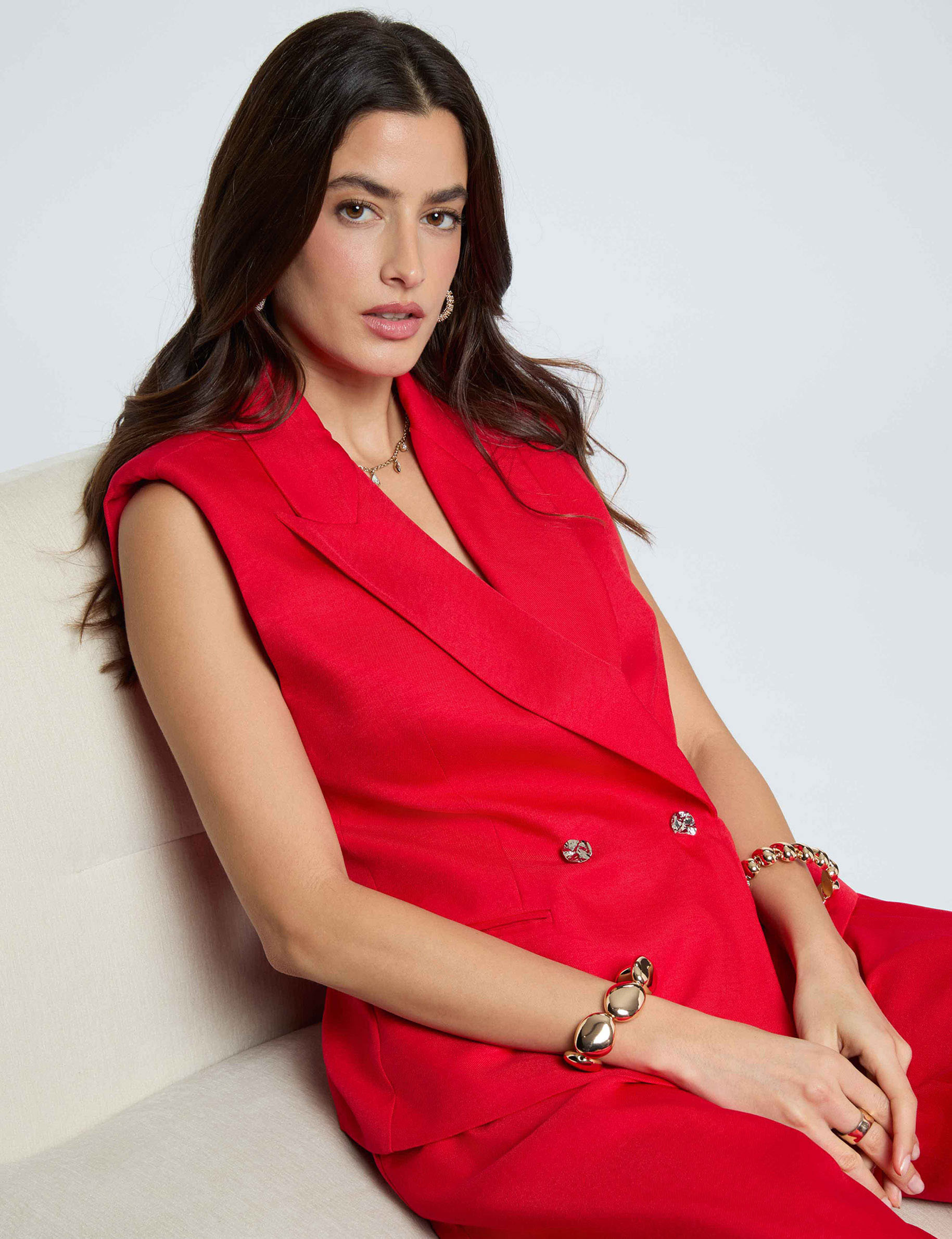 Veste sans manches ajust&eacute;e rouge femme