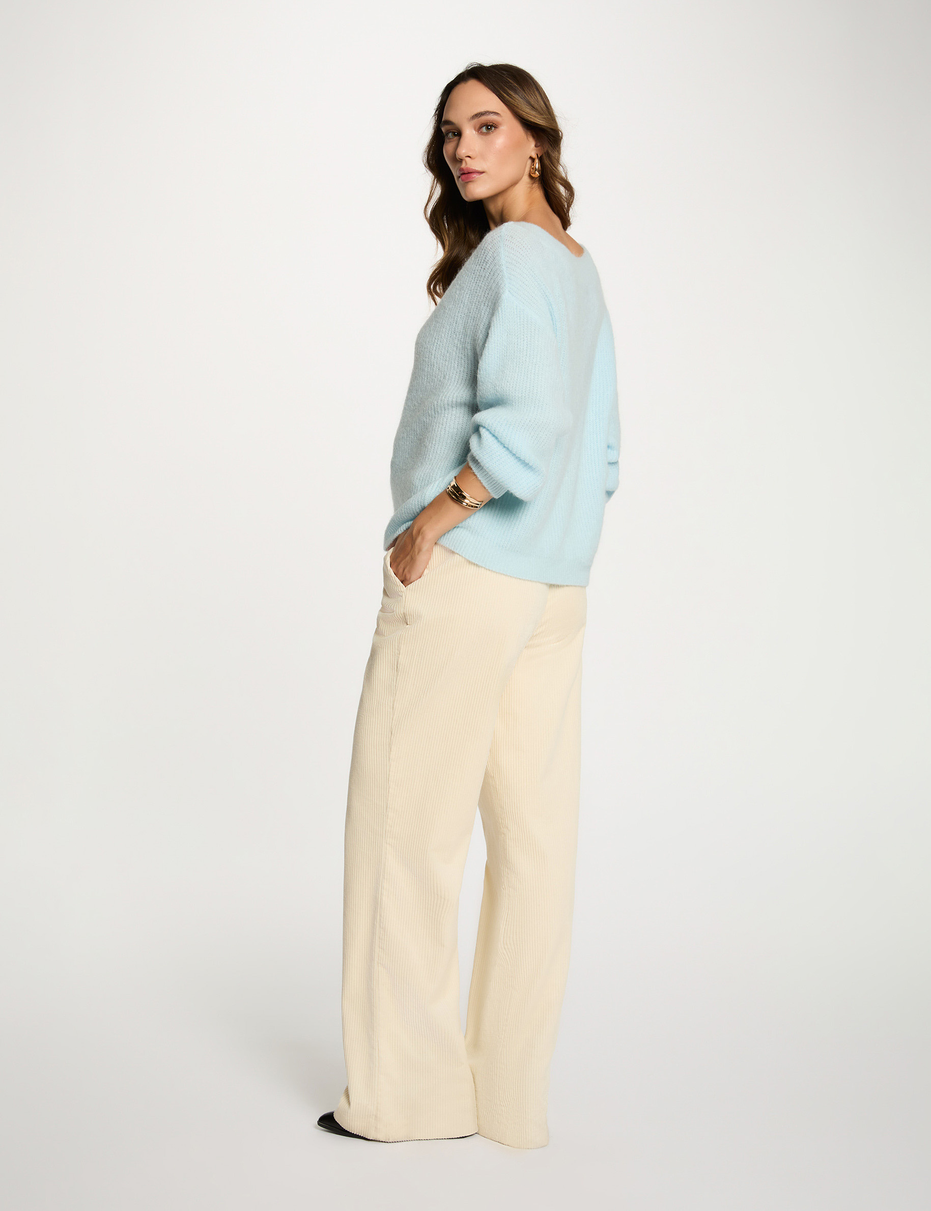 Ronde hals trui hemelsblauw vrouw