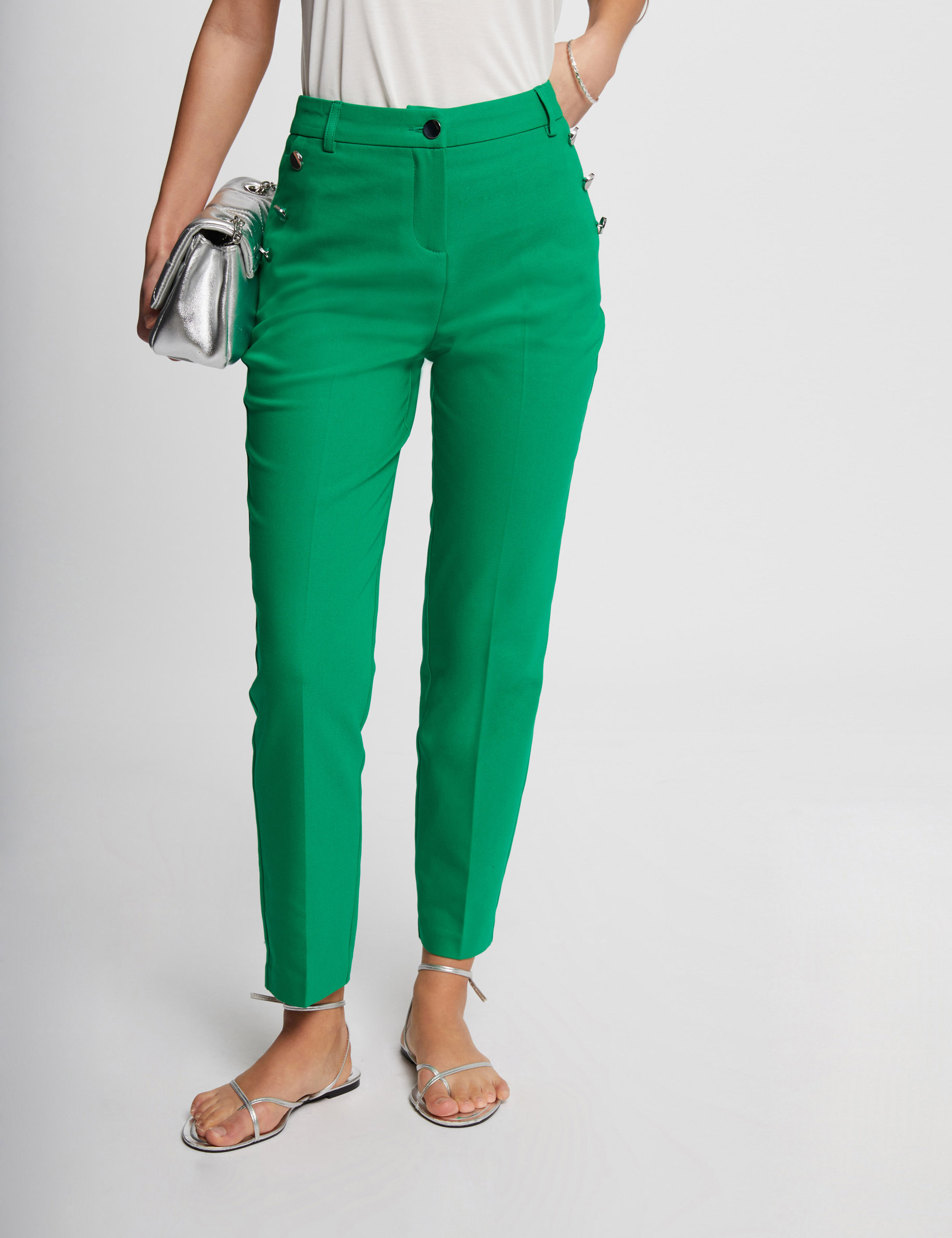 Pantalon ajusté 7/8ème boutons vert femme