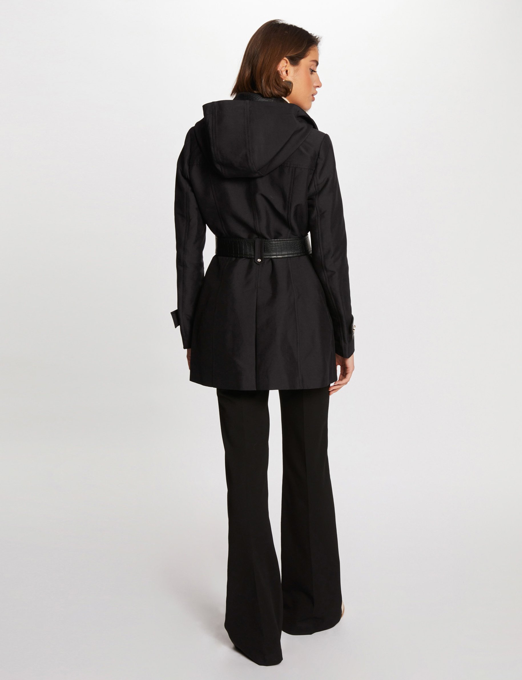 trenchcoat details kunstleer zwart vrouw Trenchcoat details kunstleer zwart vrouw
