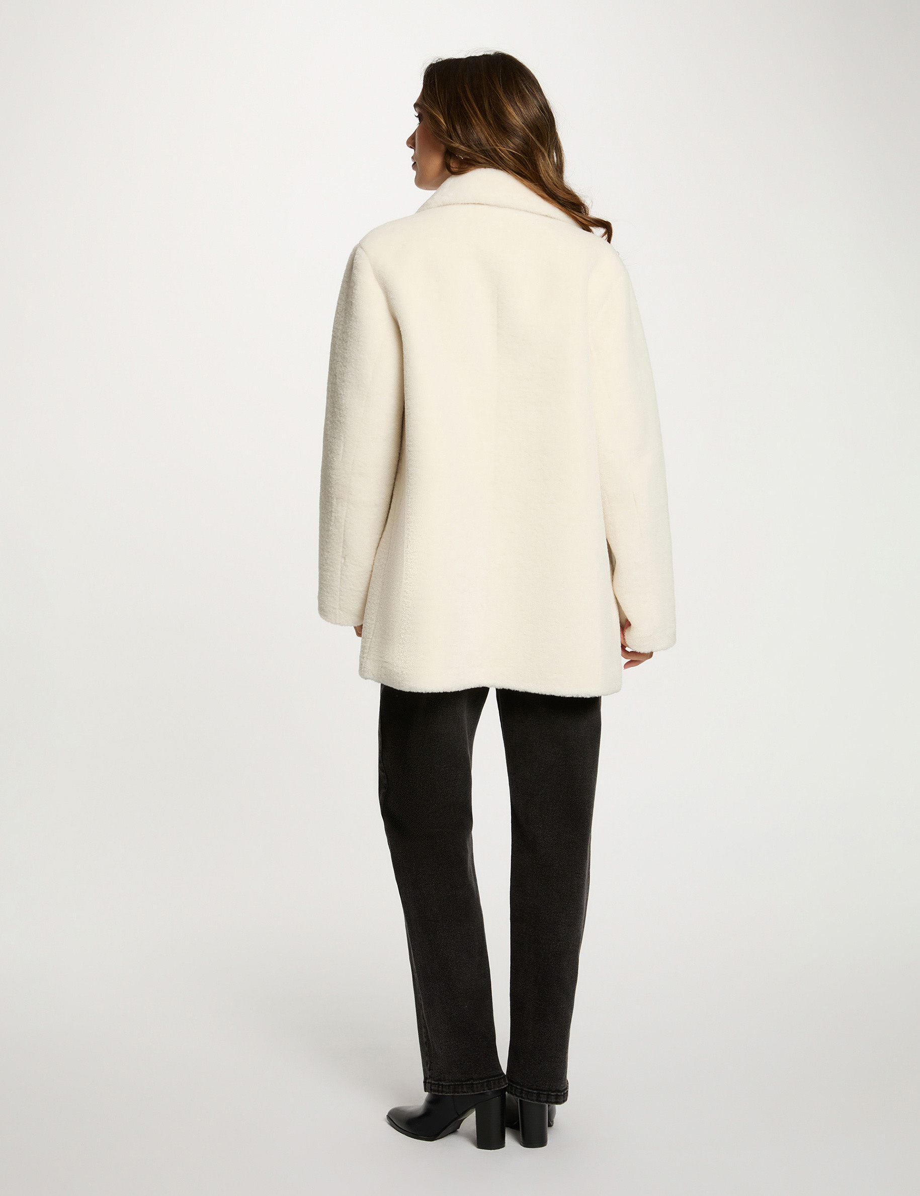 Manteau court fausse fourrure ivoire femme