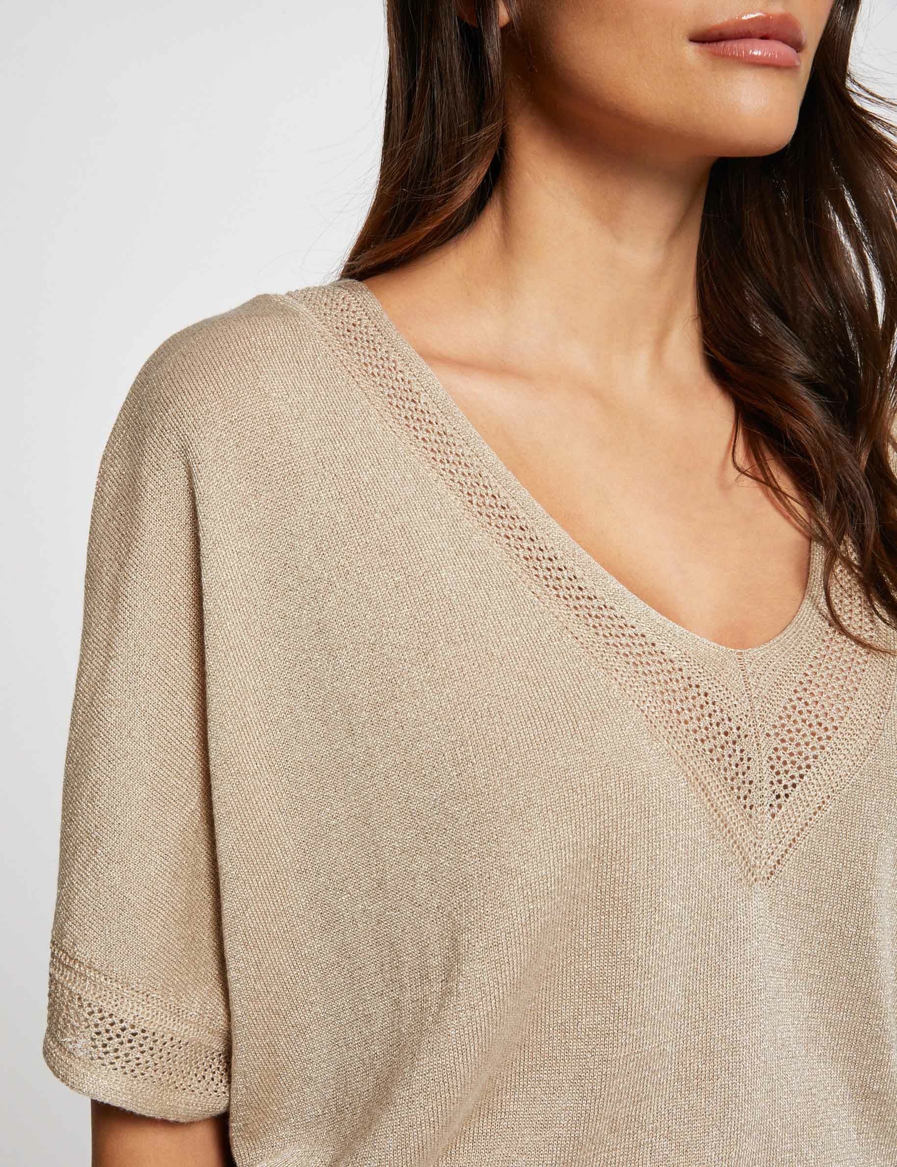 Pull col en V manches courtes beige femme