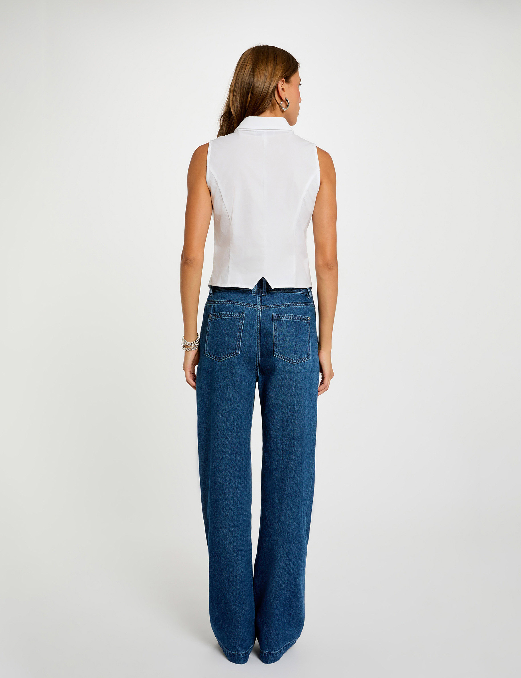 chemise cintree sans manches blanc femme Chemise cintrée sans manches blanc femme