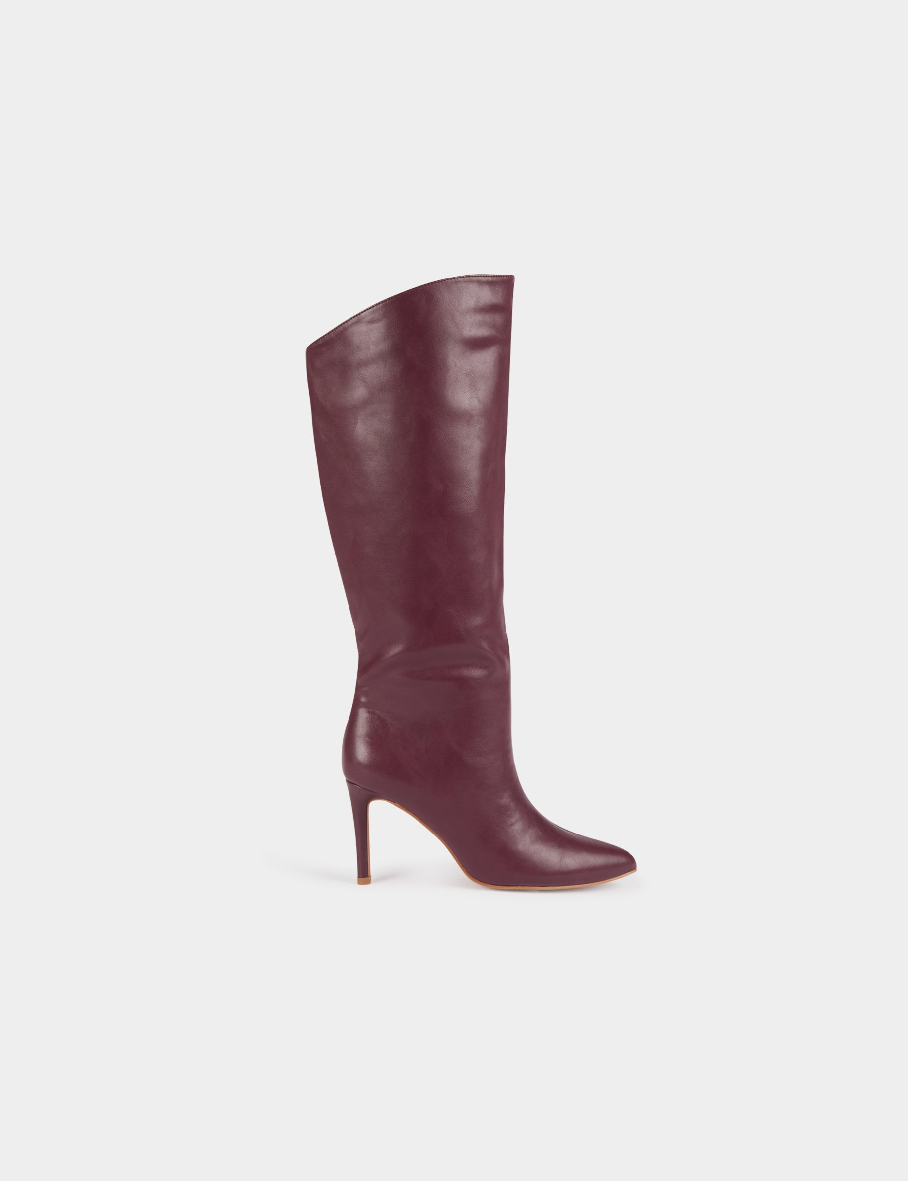 bottes hautes a talons aiguilles en cuir prune femme Bottes hautes à talons aiguilles en cuir prune femme