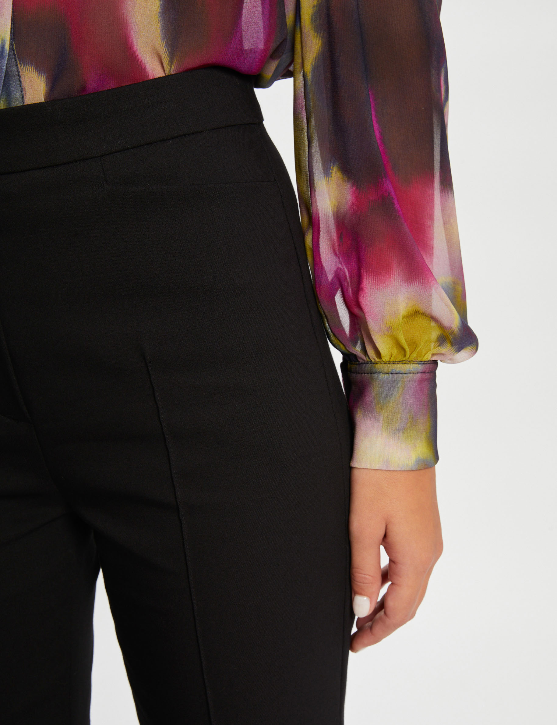 City flare broek met figuurnaden zwart vrouw