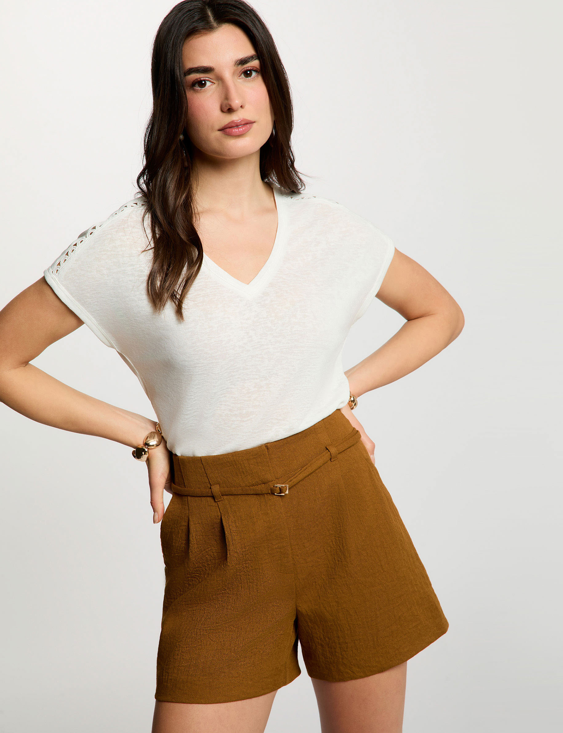 High-waist short camel vrouw
