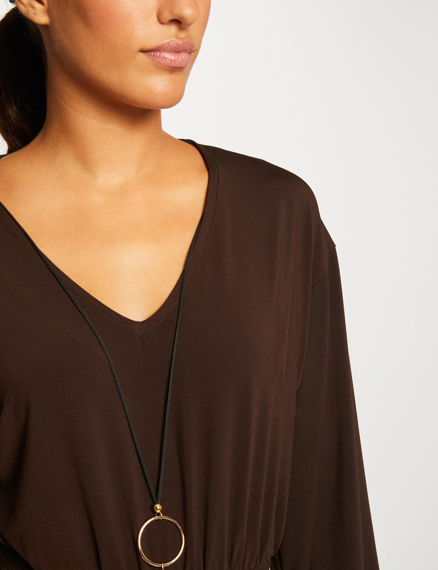 t shirt manches longues a detail bijou marron femme T-shirt manches longues à détail bijou marron femme