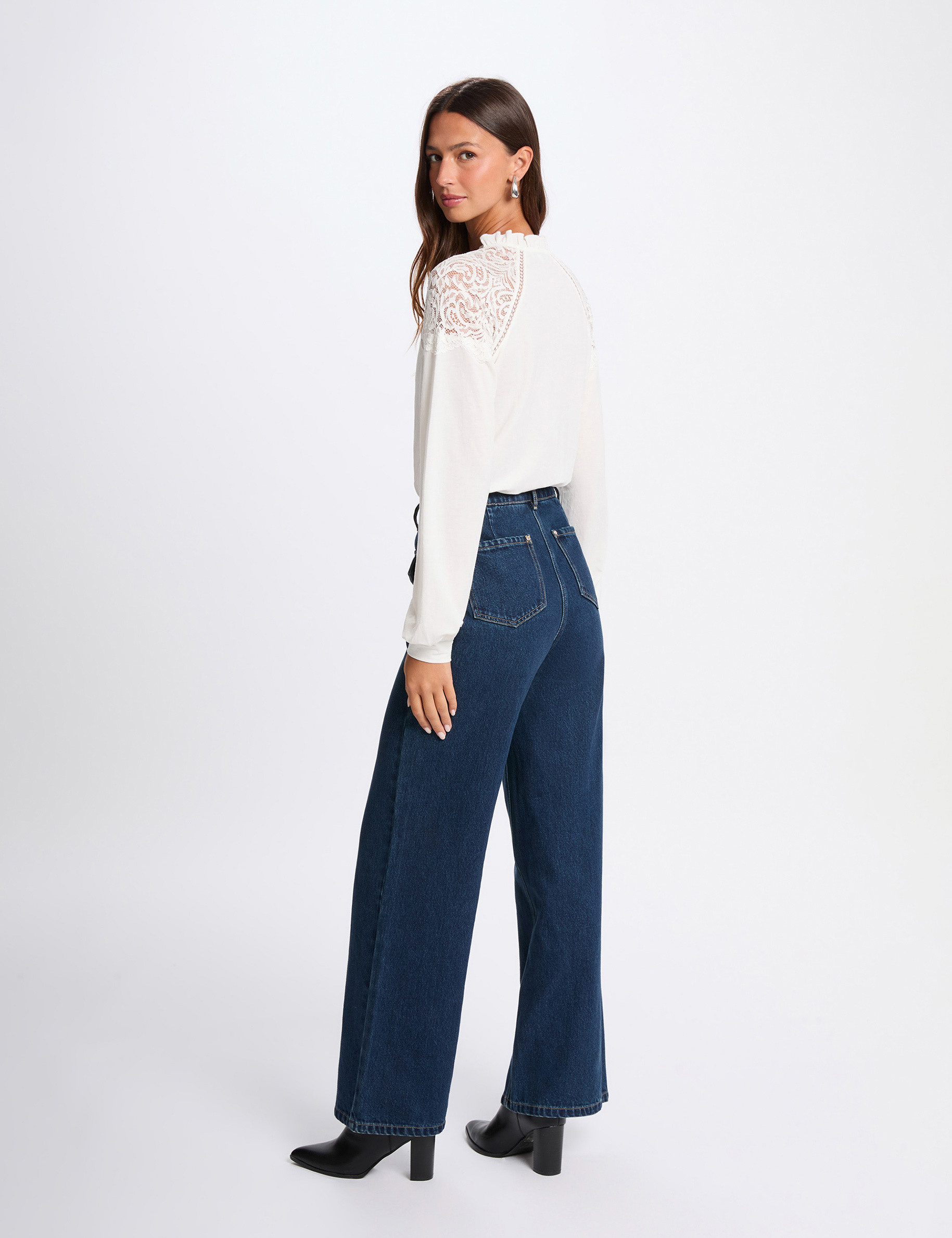 Kant T-shirt met V-hals helder wit vrouw