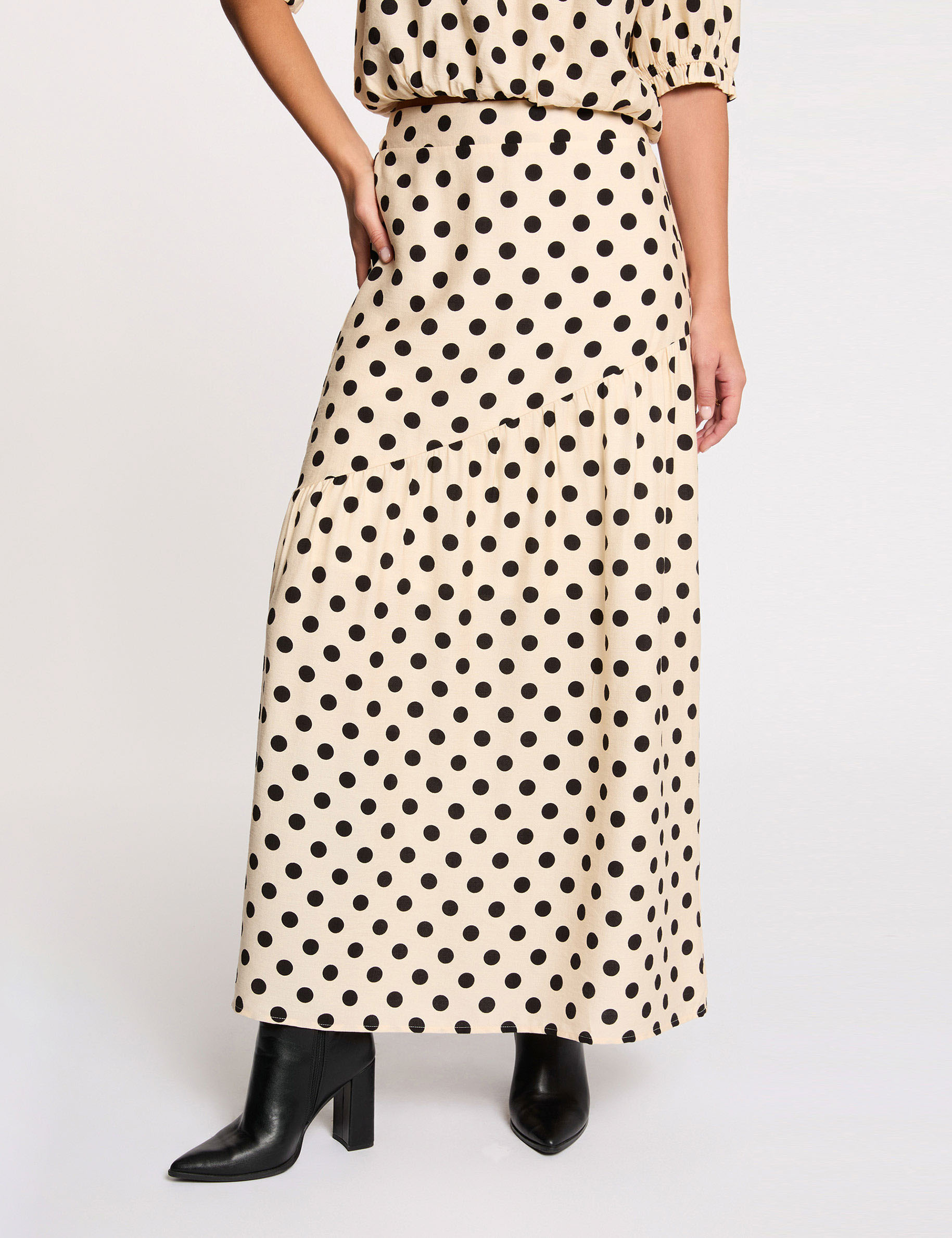 Lange aansluitende rok meerkleurig vrouw