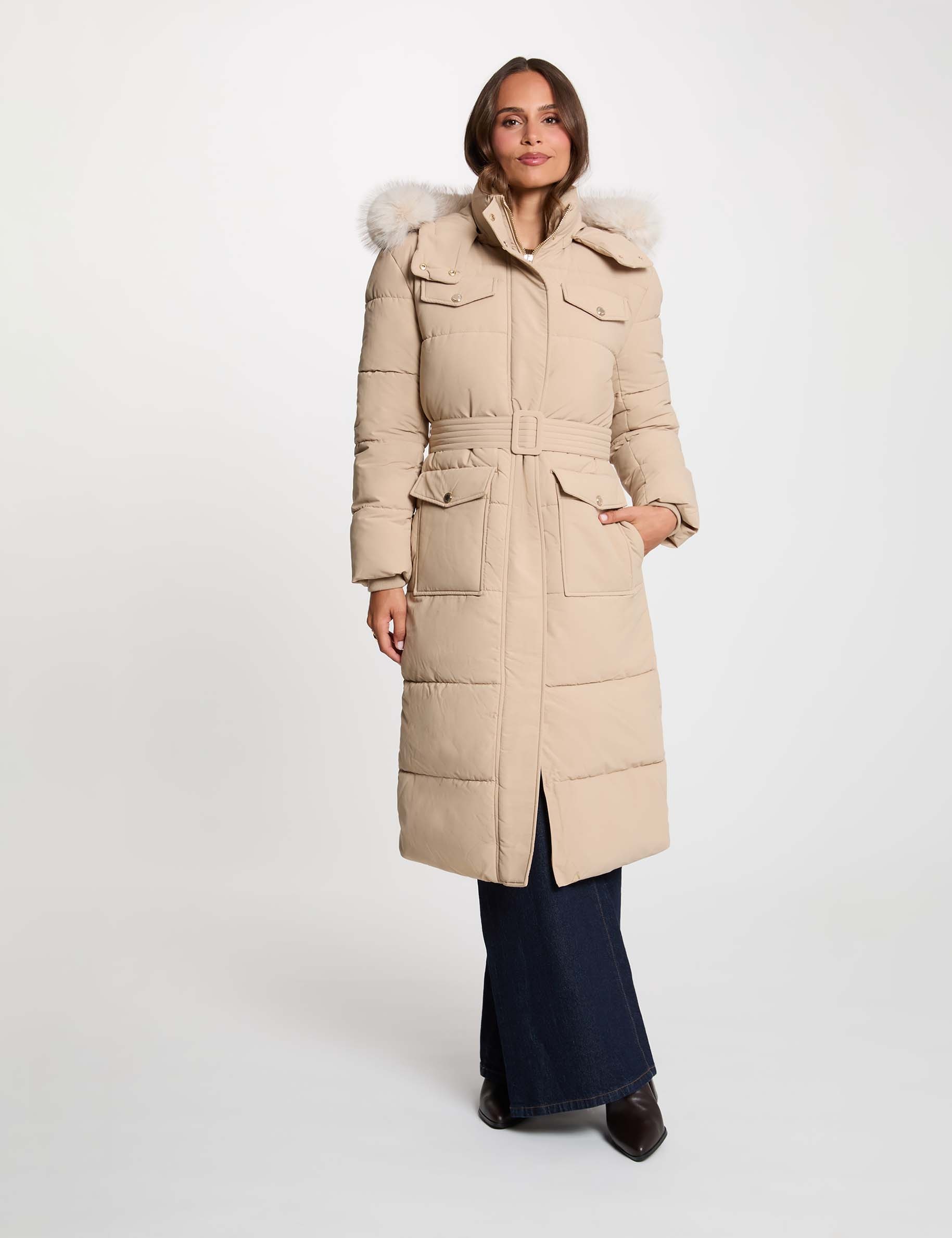 Doudoune longue ceintur&eacute;e beige femme