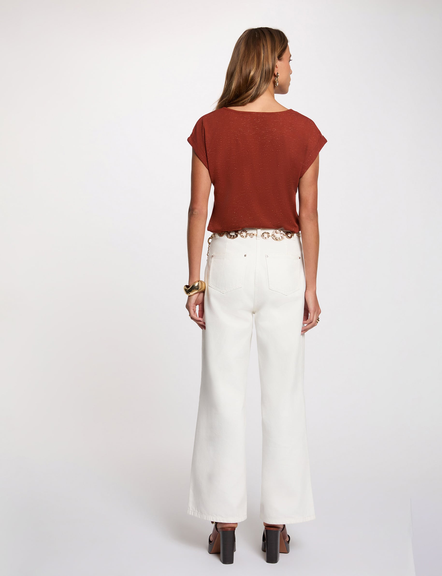 Glanzend V-hals T-shirt cognacbruin vrouw