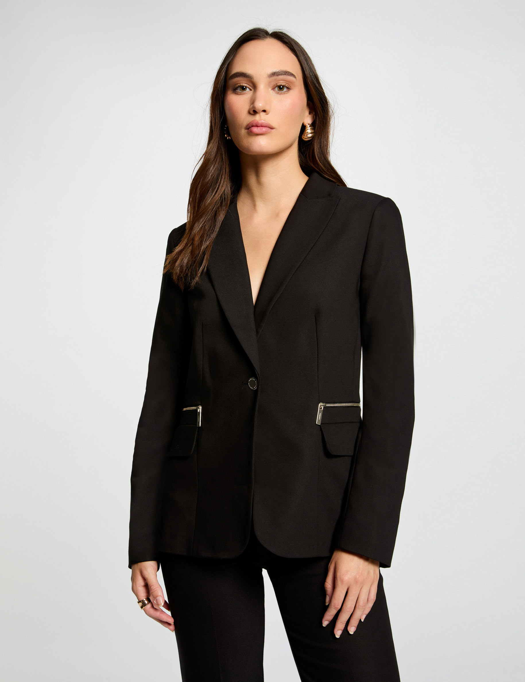 getailleerde jas met ritsdetails zwart vrouw Getailleerde jas met ritsdetails zwart vrouw
