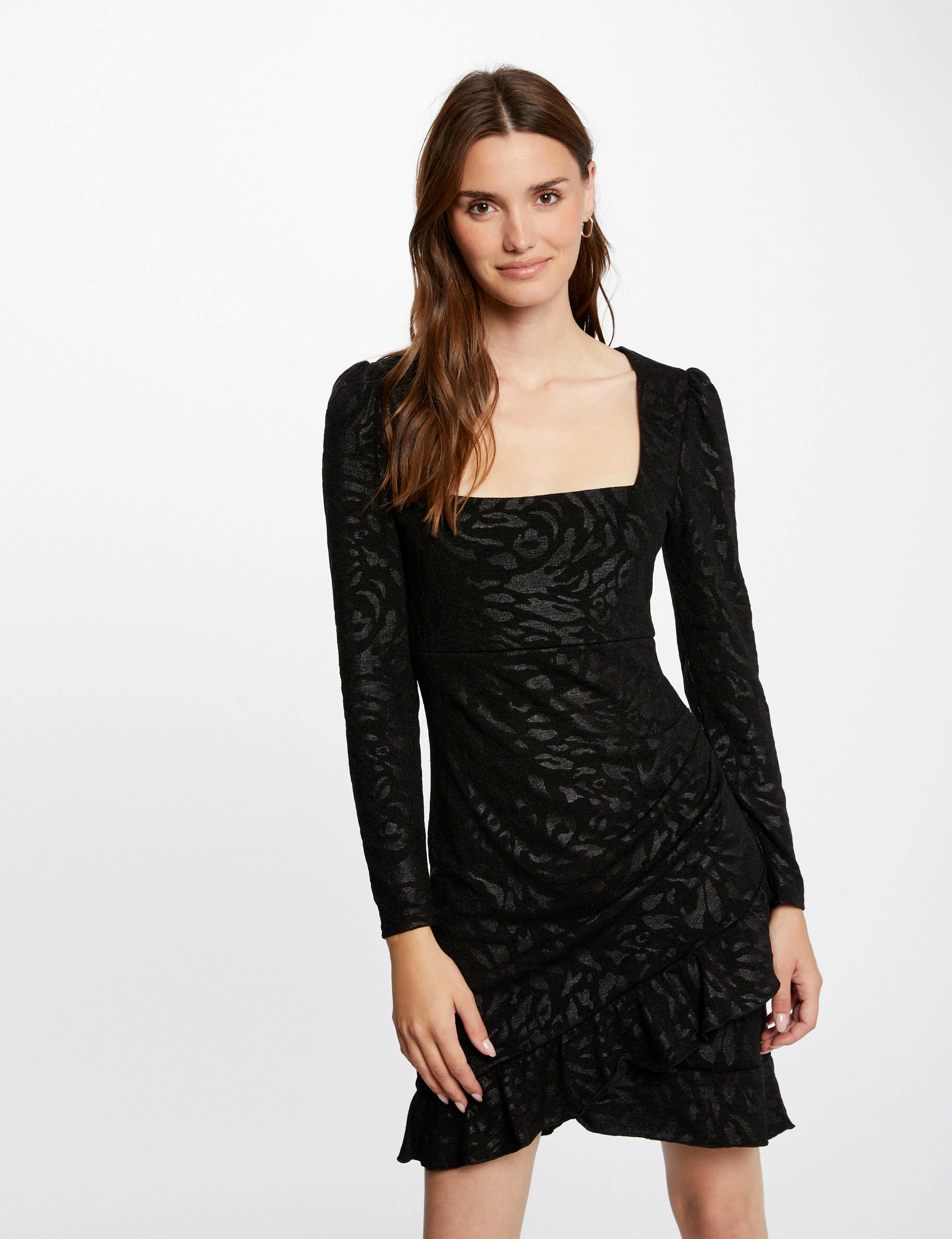 robe ajustee drapee imprime abstrait noir femme Robe ajustée drapée imprimé abstrait noir femme