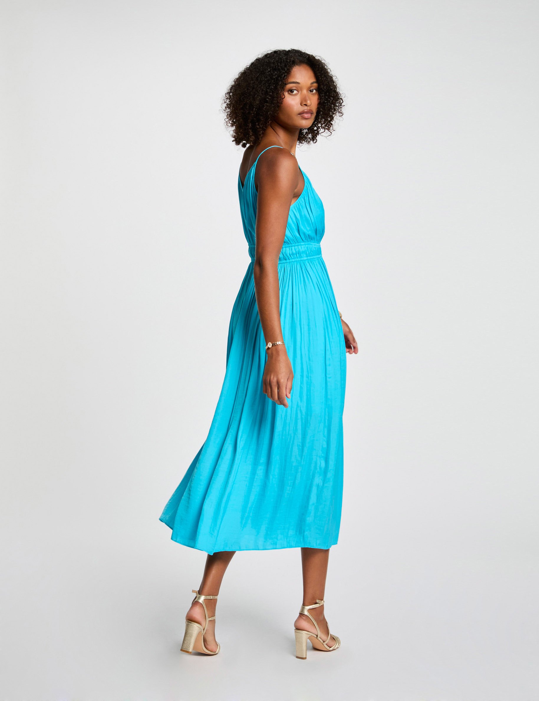 robe midi droite plisse bleu ciel femme Robe midi droite pliss�e bleu ciel femme