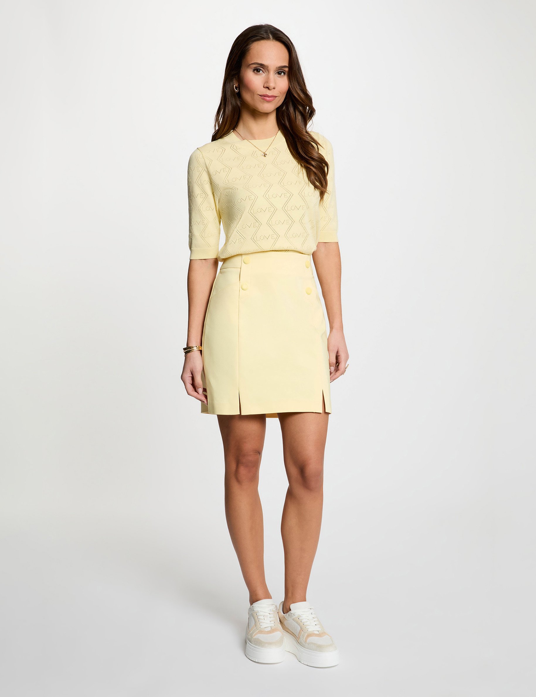 Jupe courte &agrave; boutons jaune clair femme