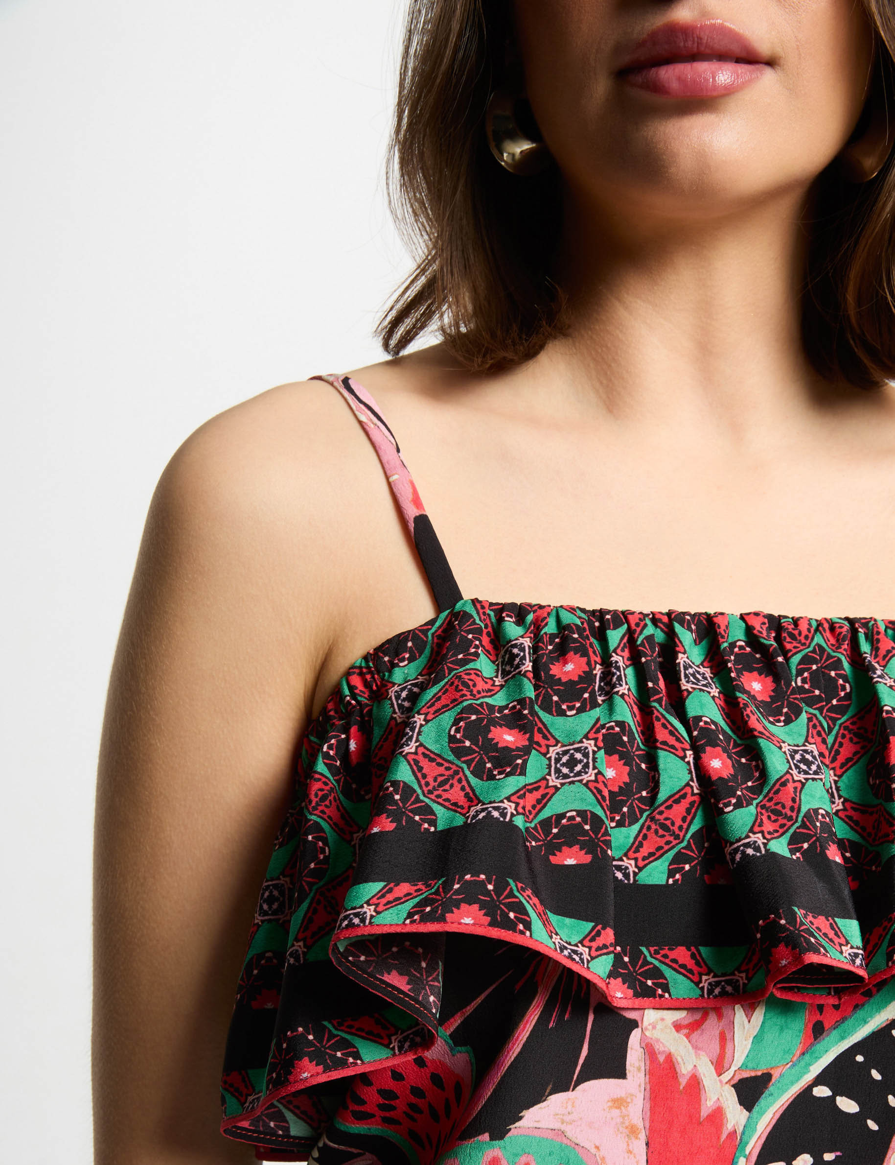 top met print en ruches meerkleurig vrouw Top met print en ruches meerkleurig vrouw