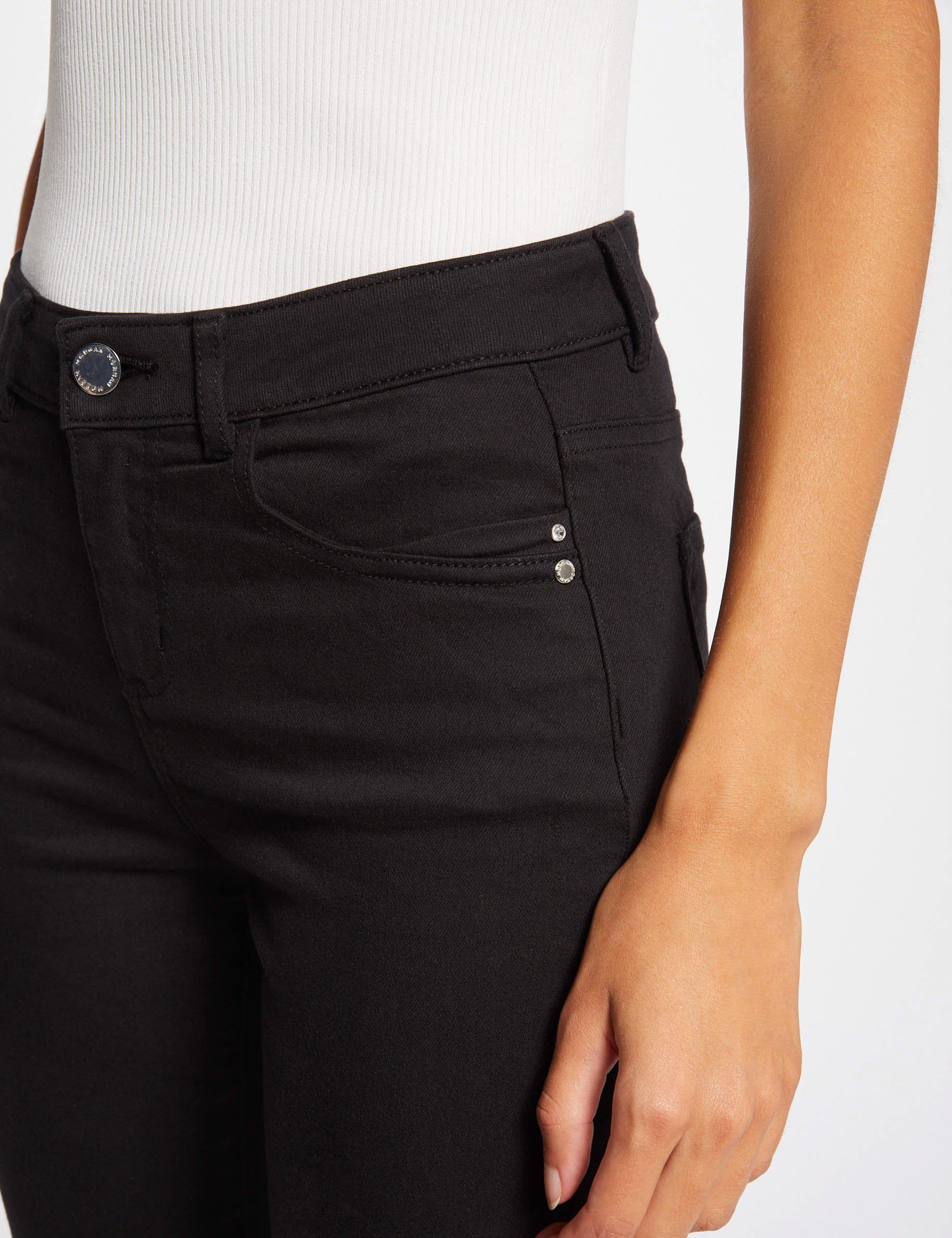 Slimfit broek met standaardtaille zwart vrouw