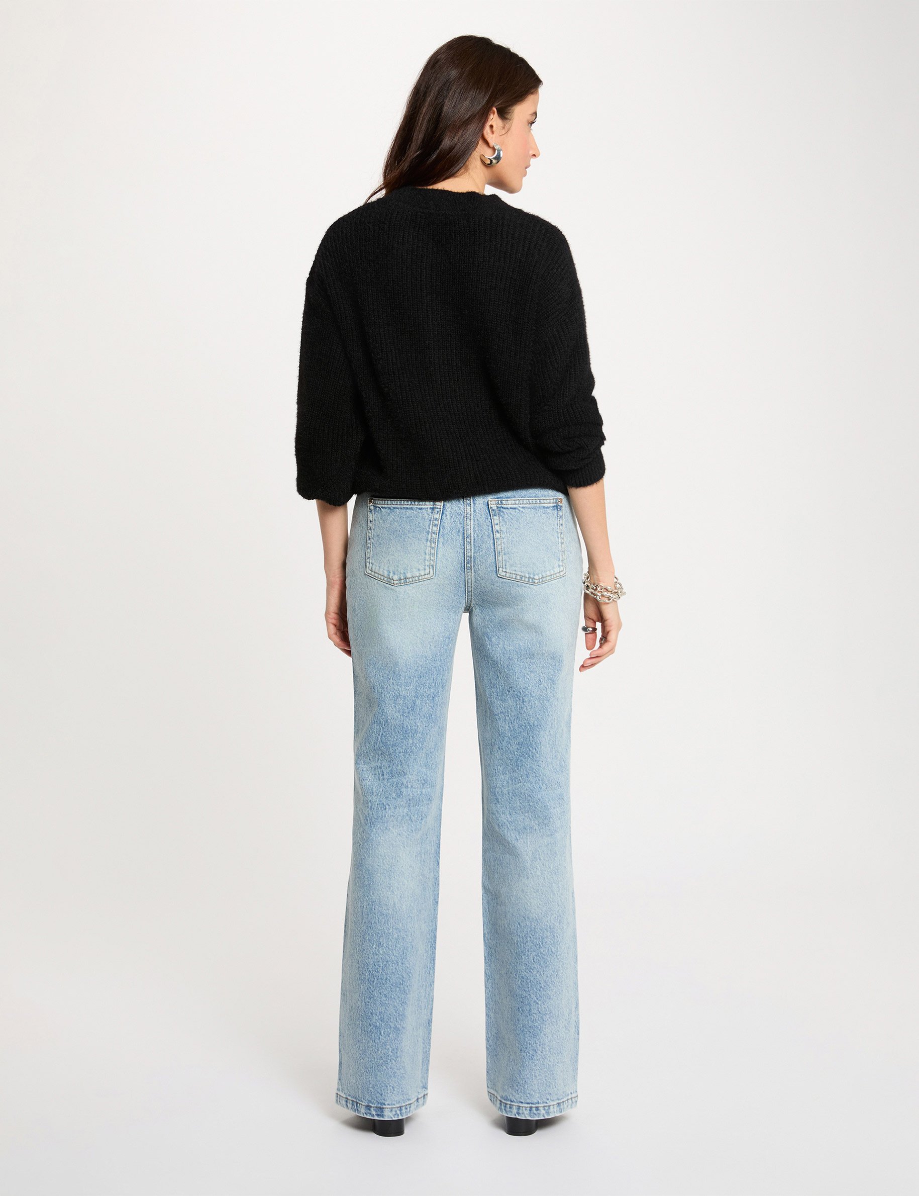 Pull droit col rond noir femme