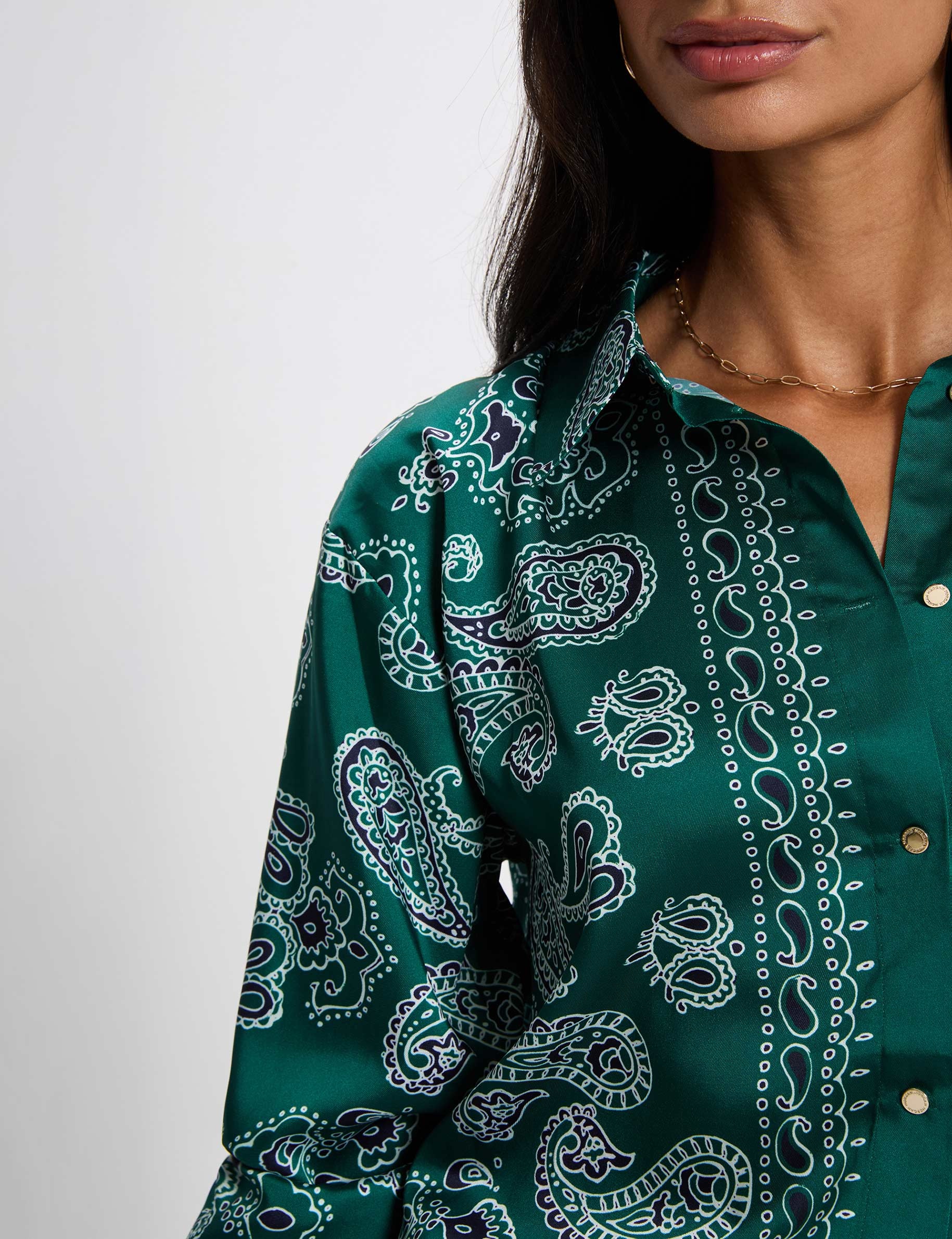 Chemise satin&eacute;e col &agrave; revers multicolore femme