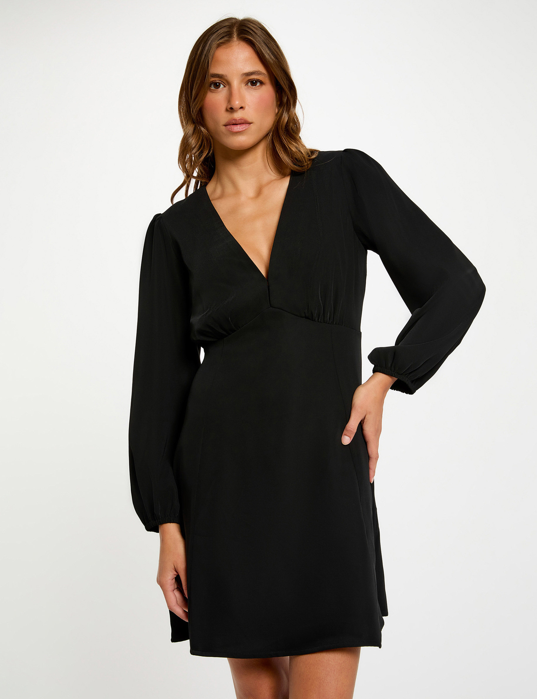 robe courte trapeze noir femme Robe courte trapèze noir femme