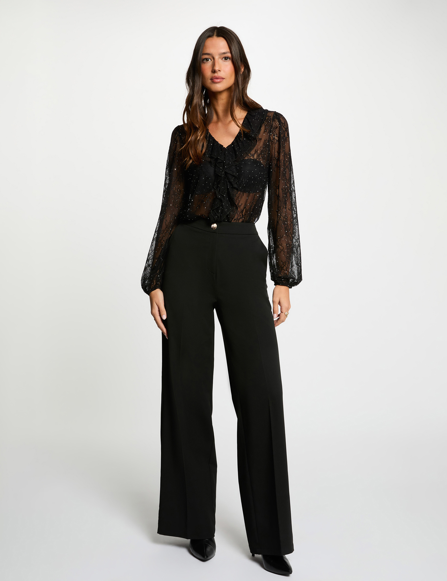 T-shirt dentelle col v noir femme