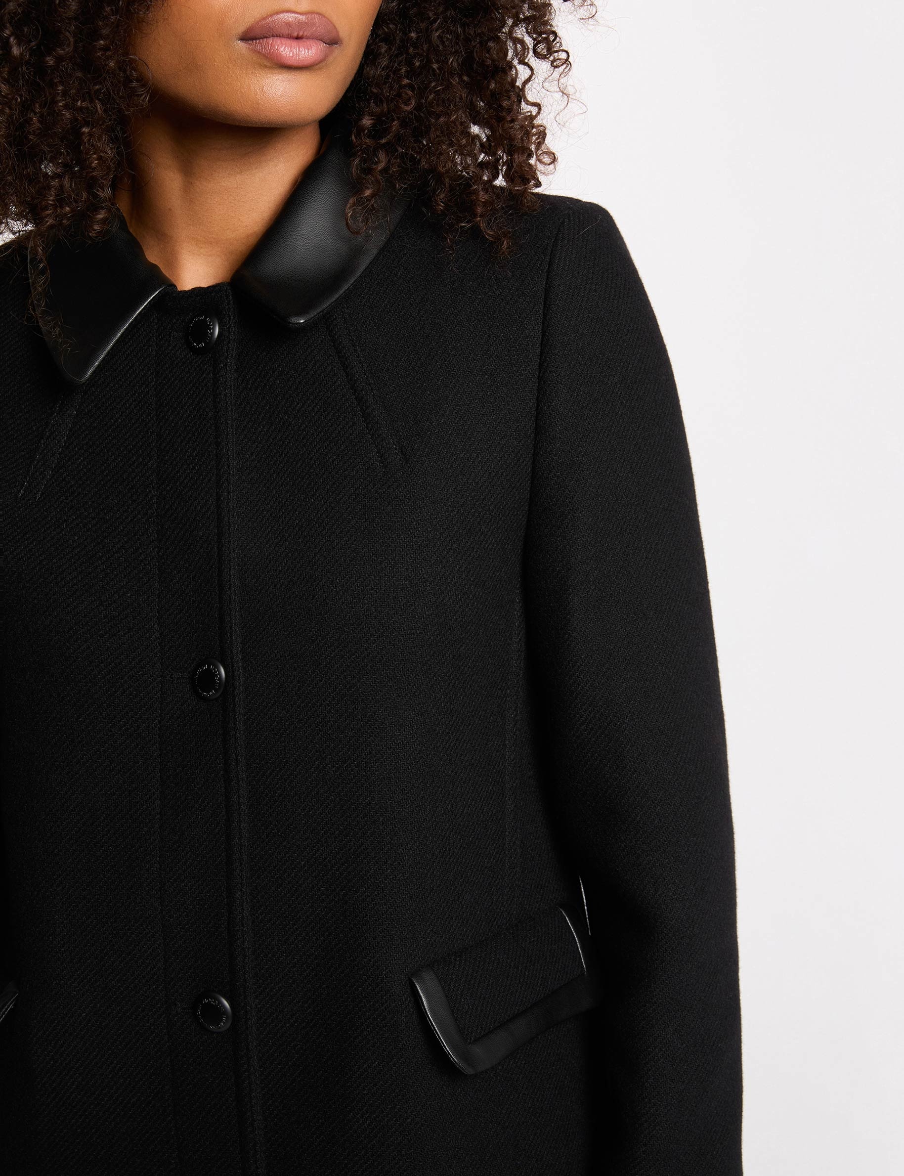 Manteau droit mi-long noir femme