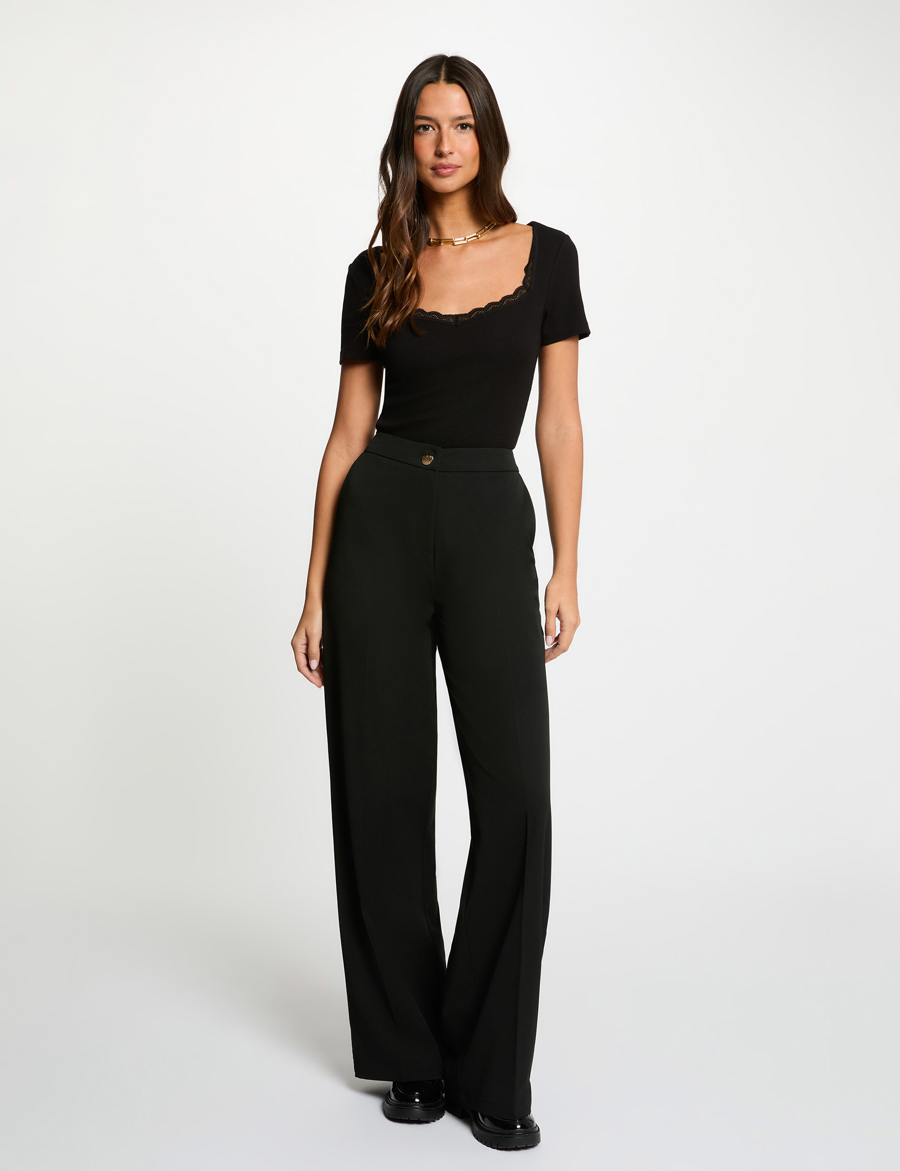 Getailleerd T-shirt met hartvormige hals zwart vrouw