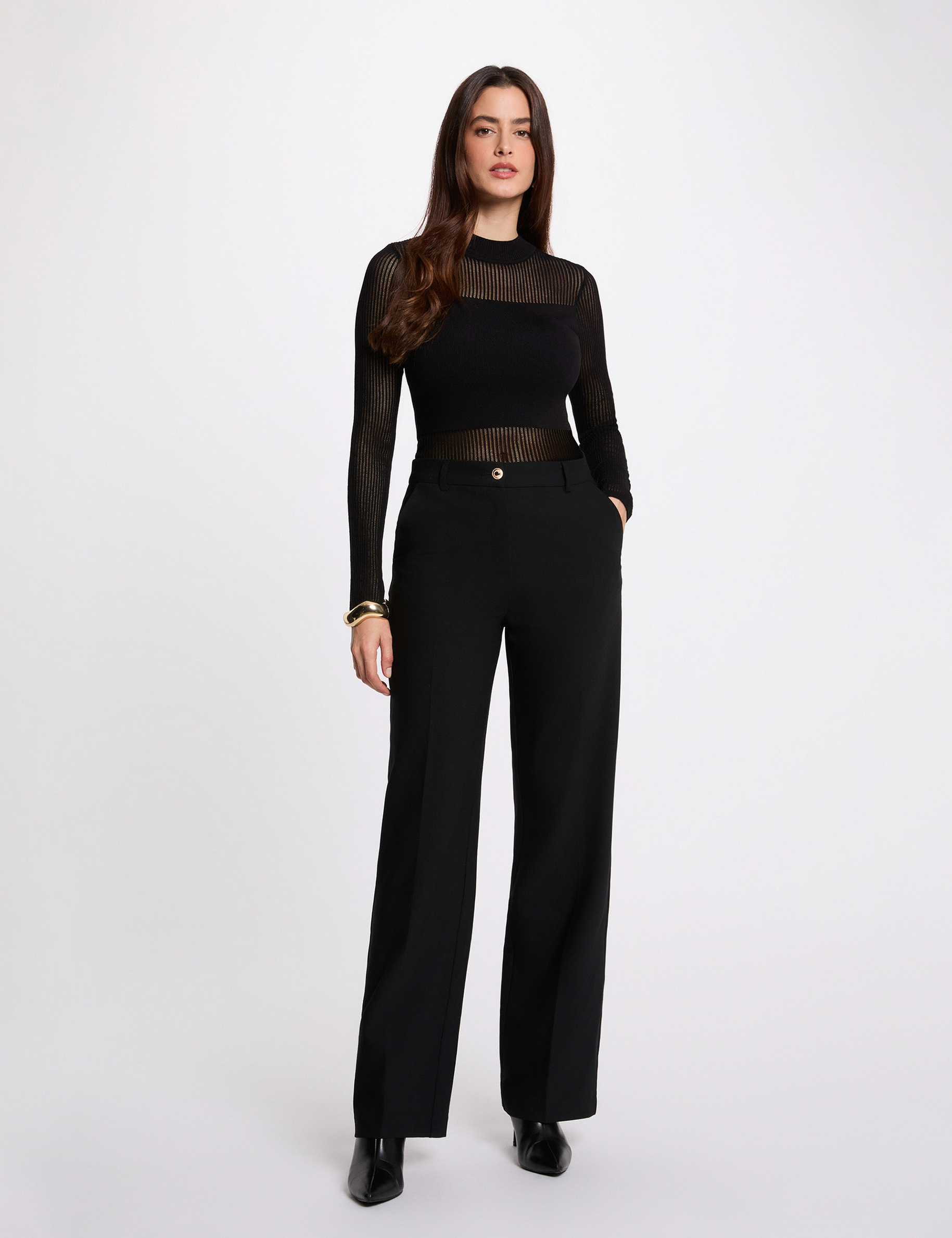 Pull ajour&eacute; col montant noir femme