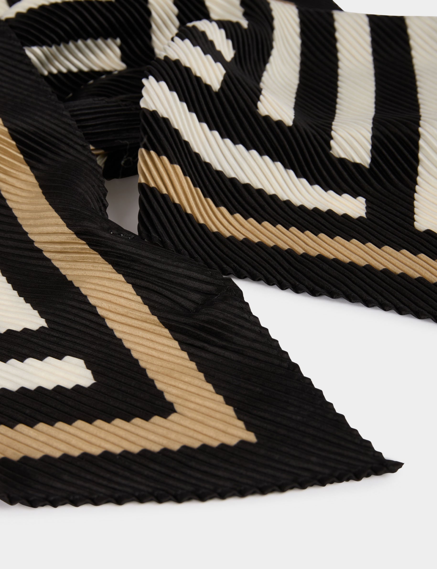 foulard plisse imprime ivoire femme Foulard plissé imprimé ivoire femme