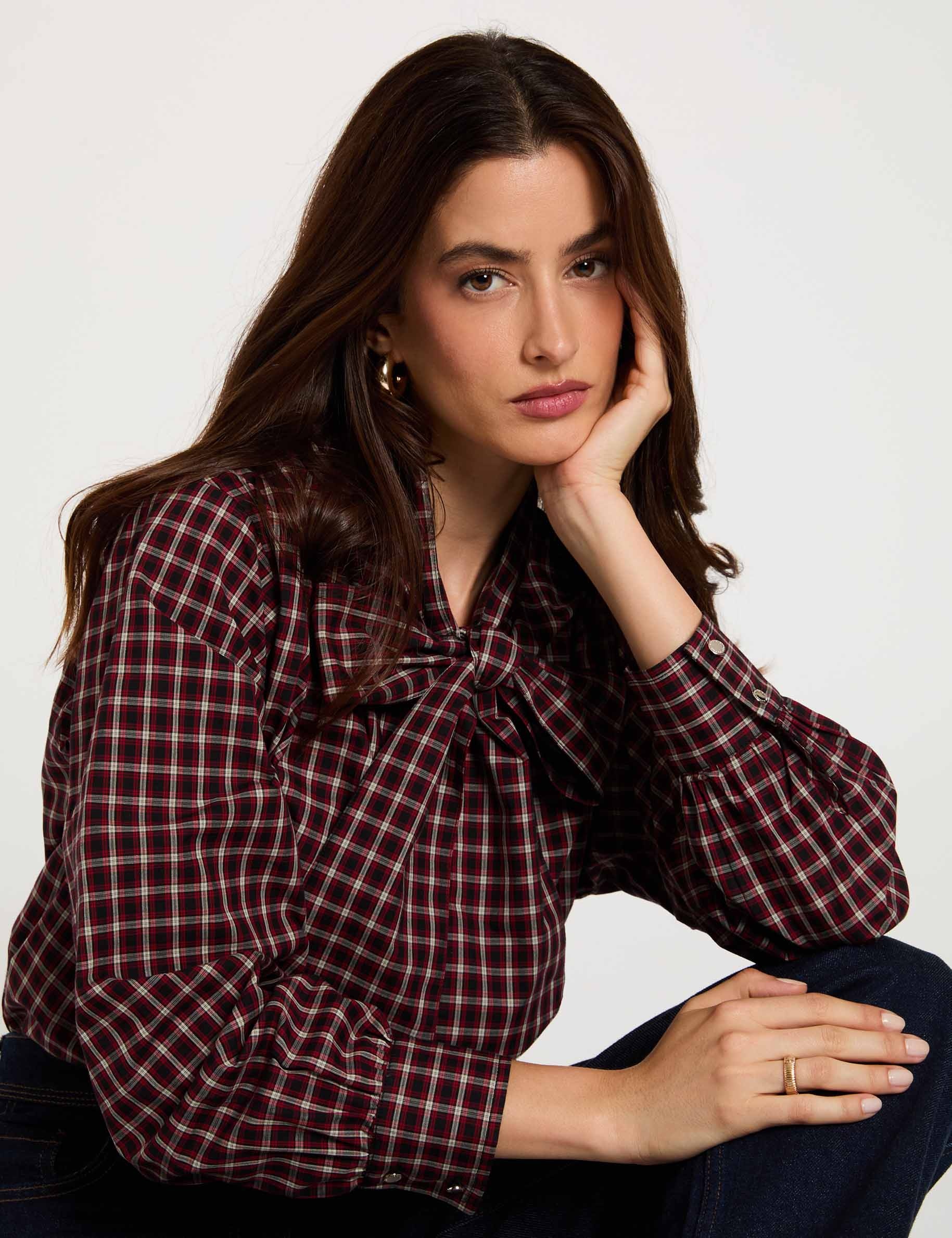 Blouse met lavalli&egrave;rekraag meerkleurig vrouw