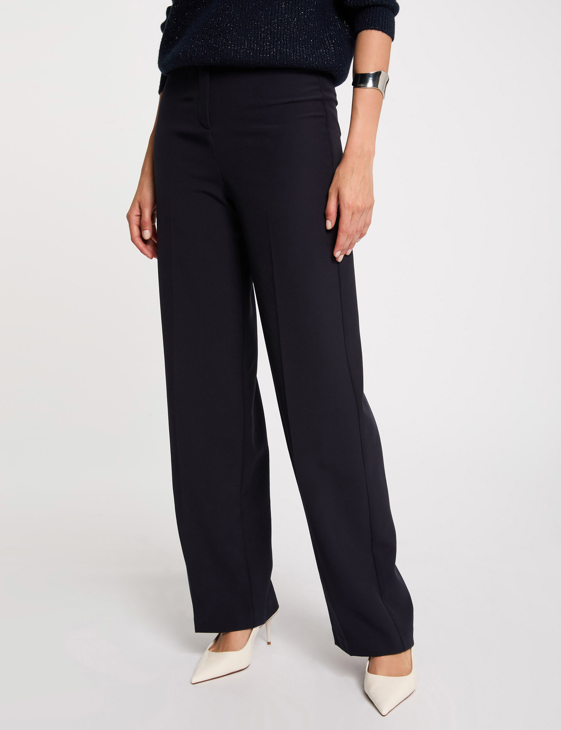 rechte broek met plooitjes marineblauw vrouw Rechte broek met plooitjes marineblauw vrouw