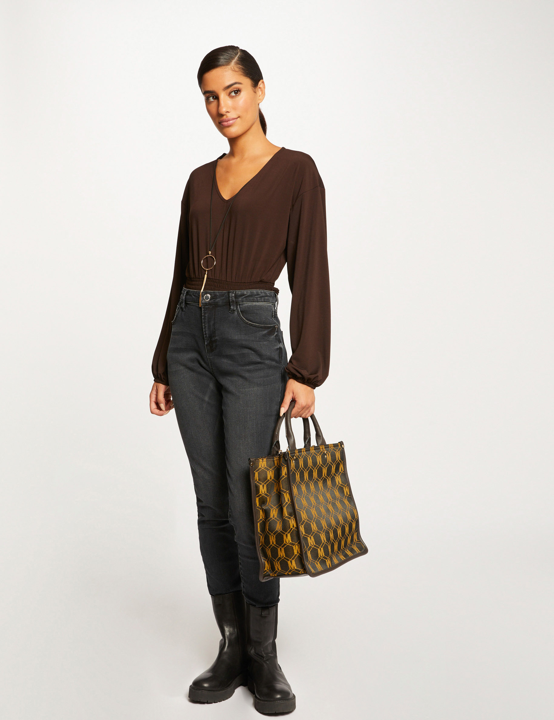 t shirt manches longues a detail bijou marron femme T-shirt manches longues à détail bijou marron femme